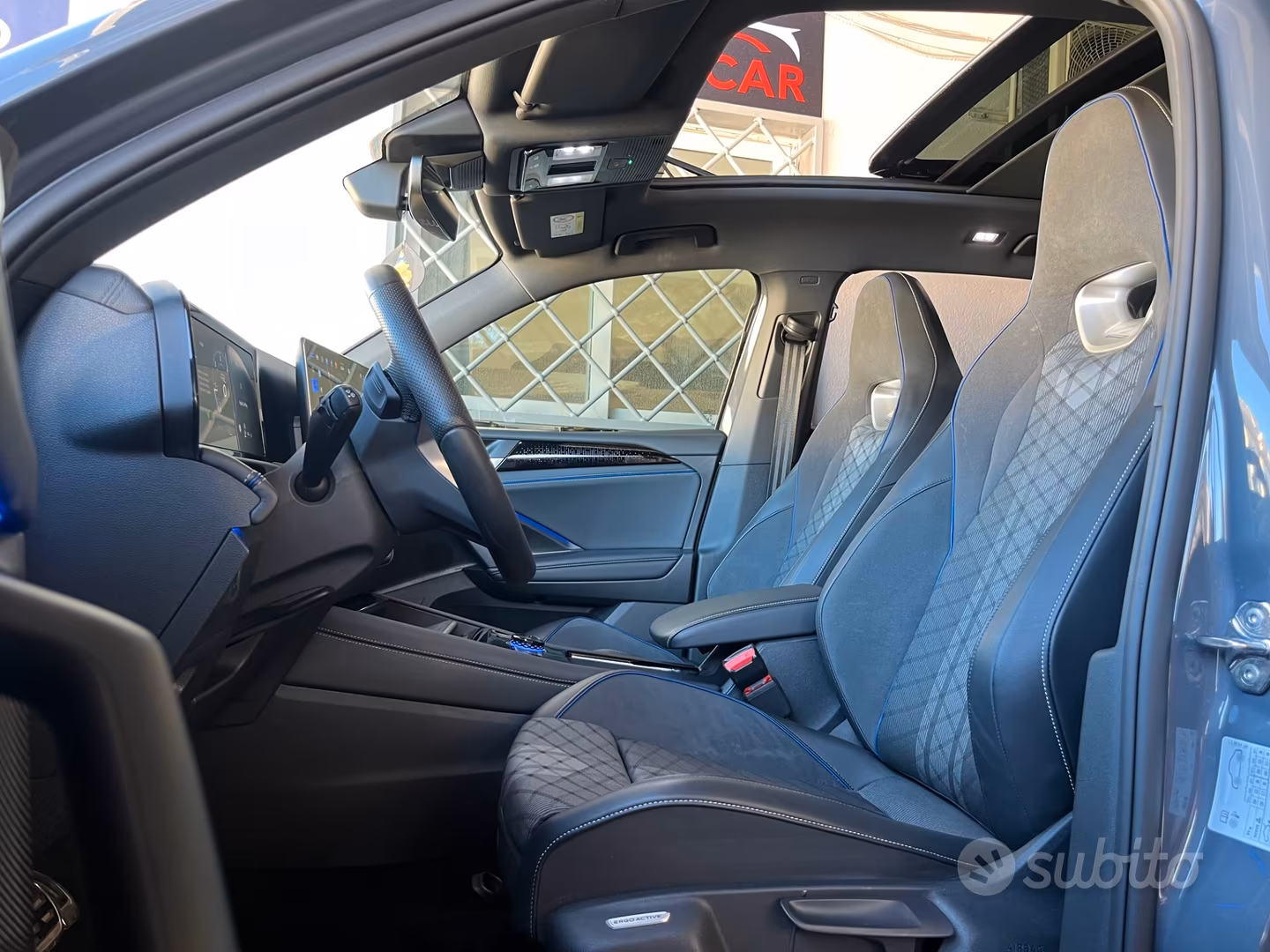 Volkswagen Tiguan  2.0 TDI 150 CV DSG R-Line Plus V - Immagine 7