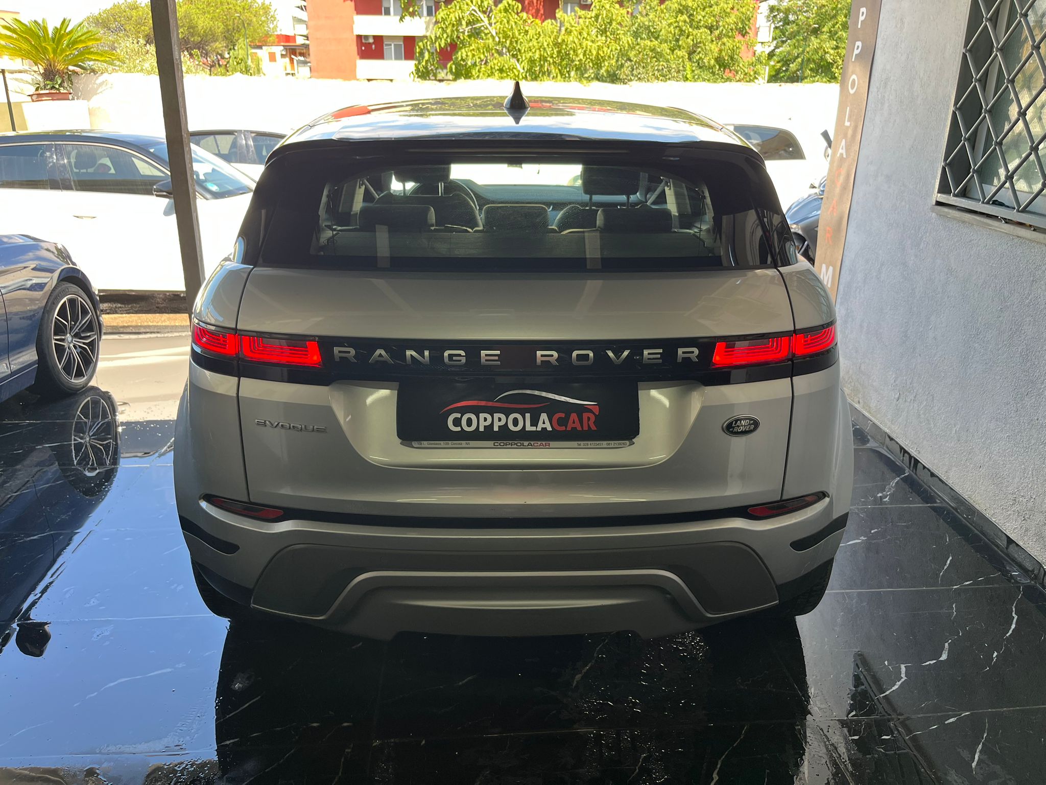 Land Rover Range Rover Evoque Range Rover Evoque 2.0D I4-L.Flw 150 CV AWD Auto R-Dynamic - Immagine 8