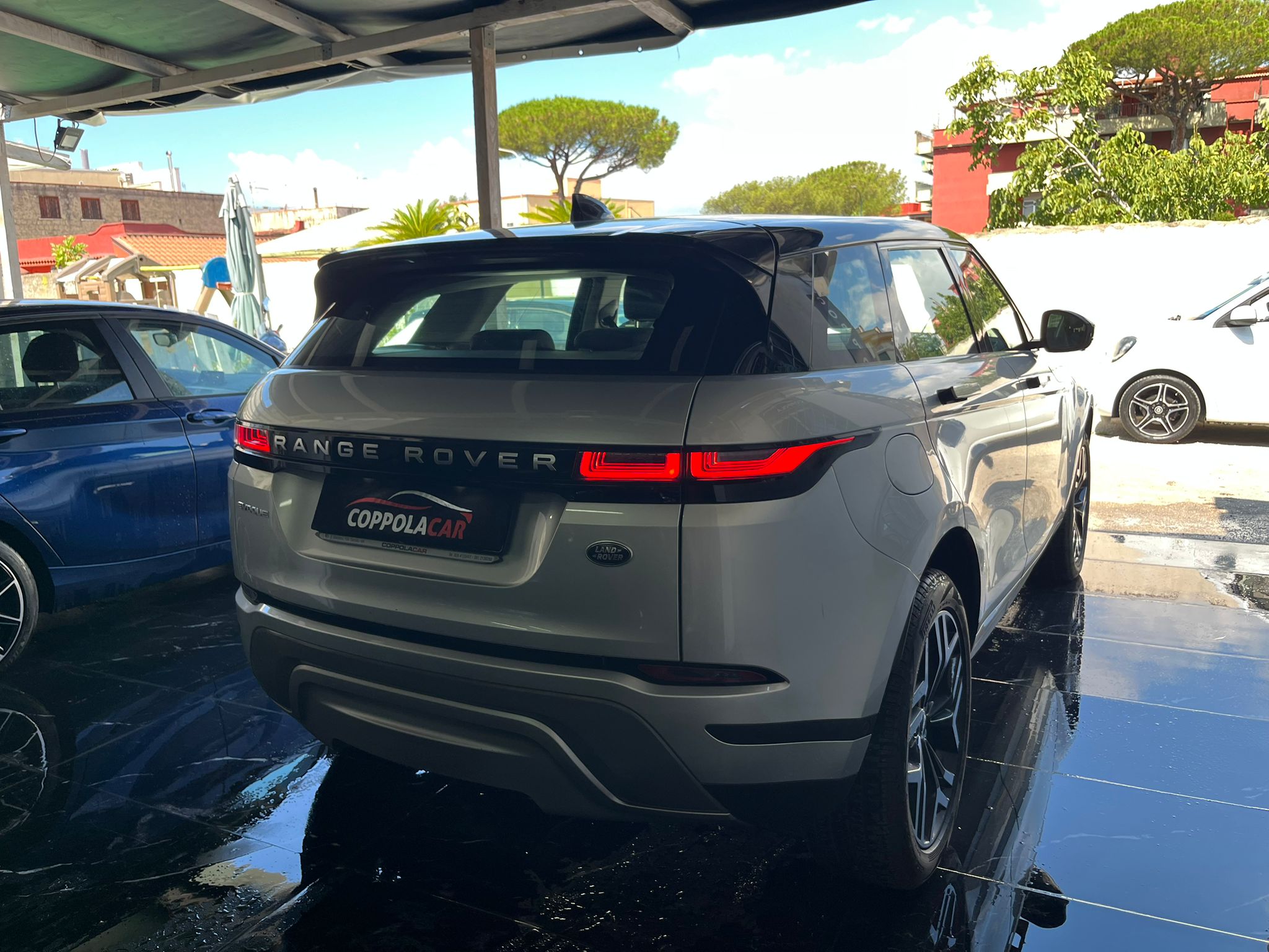 Land Rover Range Rover Evoque Range Rover Evoque 2.0D I4-L.Flw 150 CV AWD Auto R-Dynamic - Immagine 9