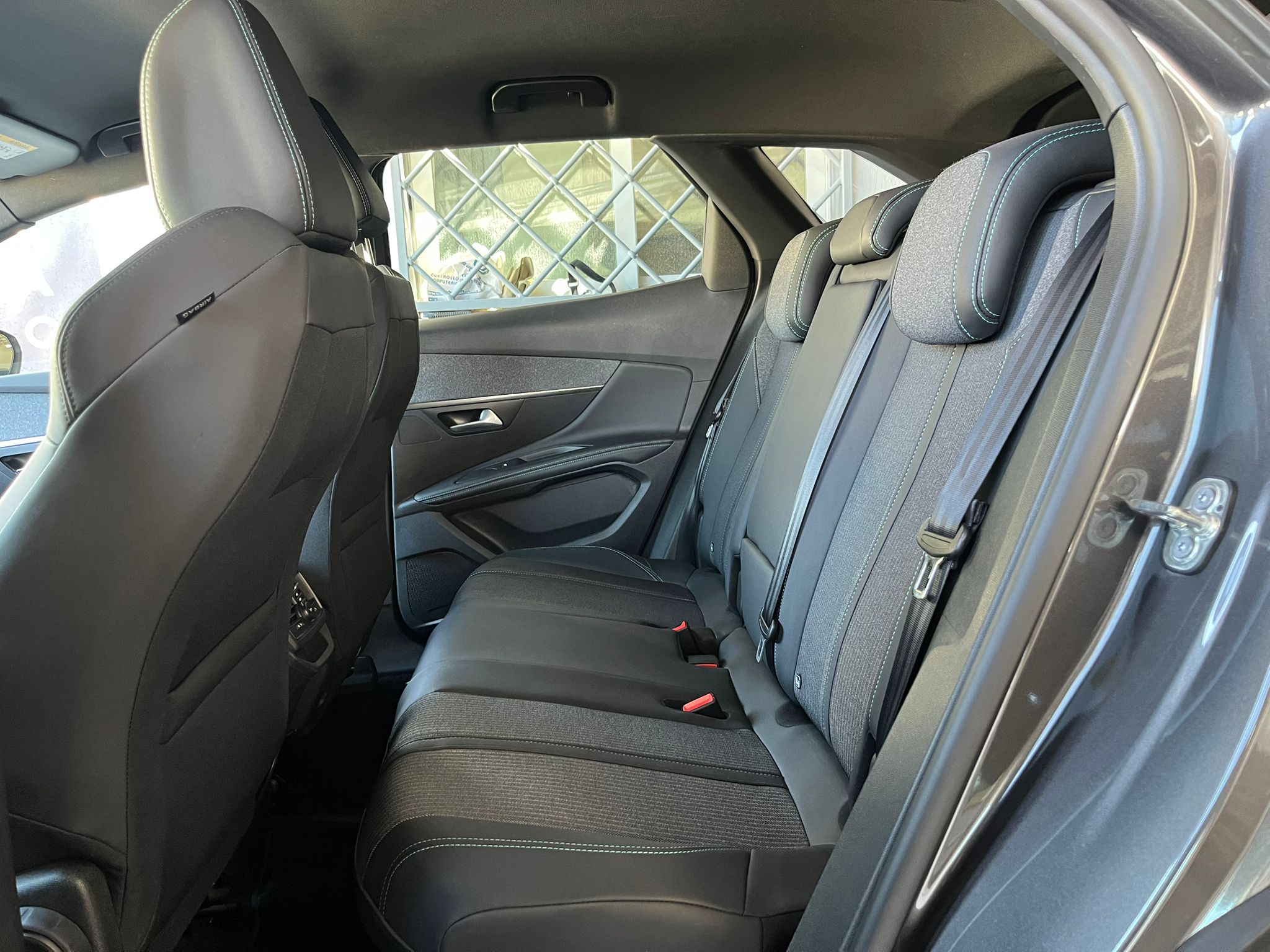 Peugeot 3008 3008 BlueHDi 130 S&S EAT8 Active Pack - Immagine 10