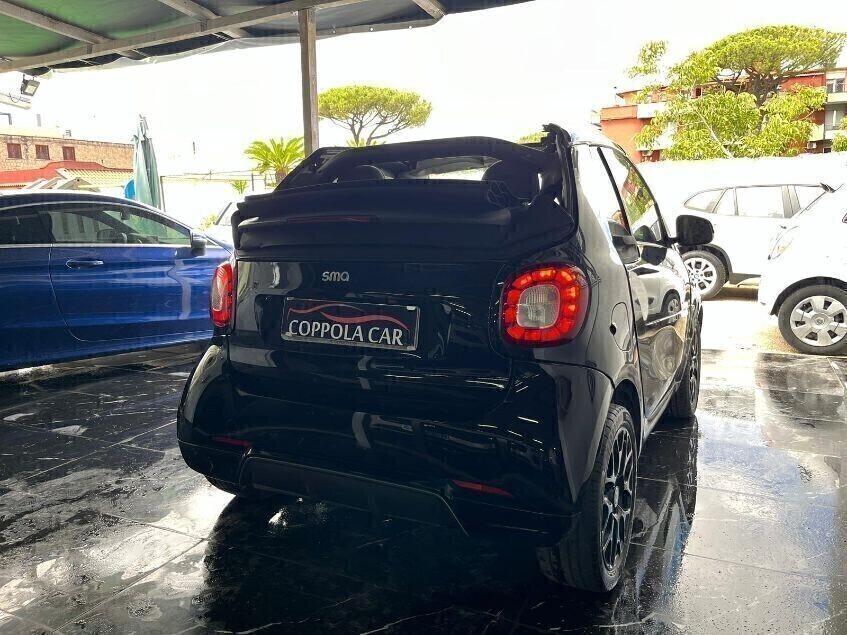 Smart ForTwo fortwo 70 1.0 twinamic cabrio Passion - Immagine 6