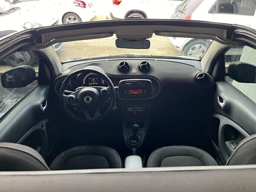 Smart ForTwo fortwo 70 1.0 twinamic cabrio Passion - Immagine 8