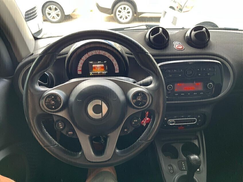 Smart ForTwo fortwo 70 1.0 twinamic cabrio Passion - Immagine 9