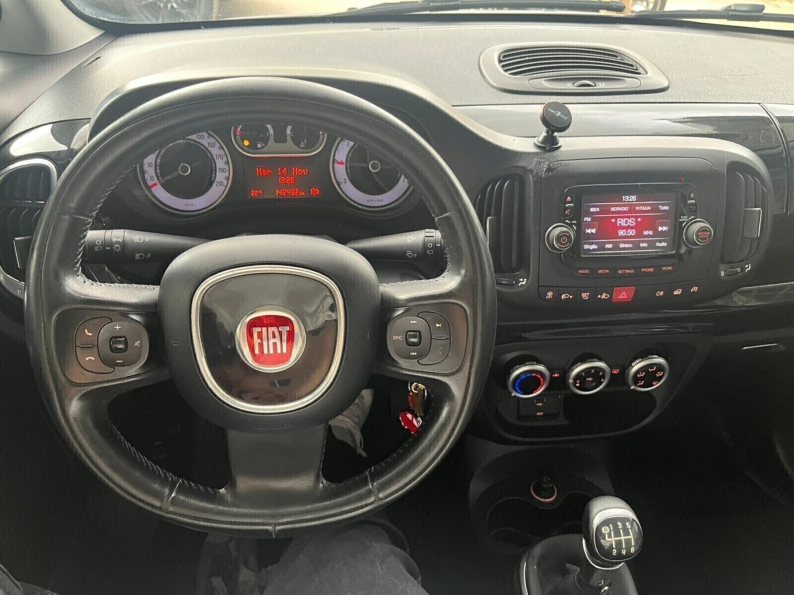 Fiat  500L 1.6 Multijet 105 CV Lounge - Immagine 9