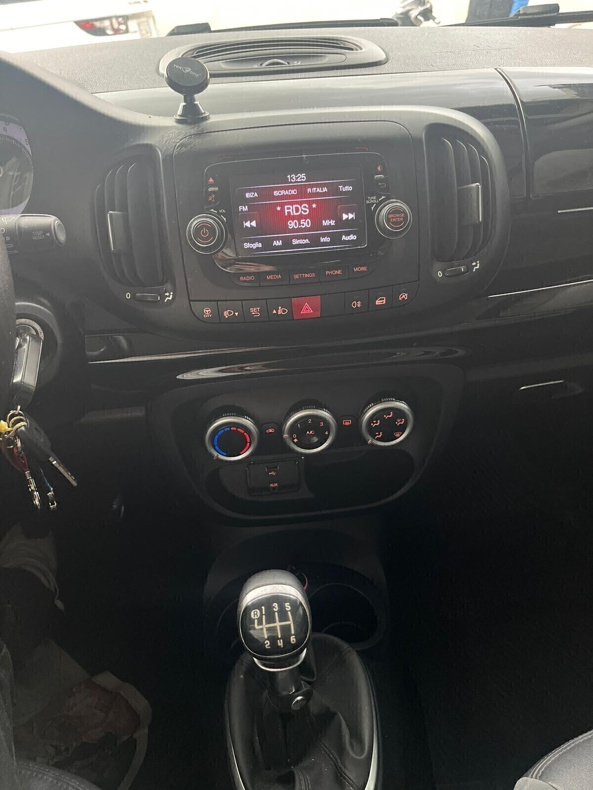 Fiat  500L 1.6 Multijet 105 CV Lounge - Immagine 10
