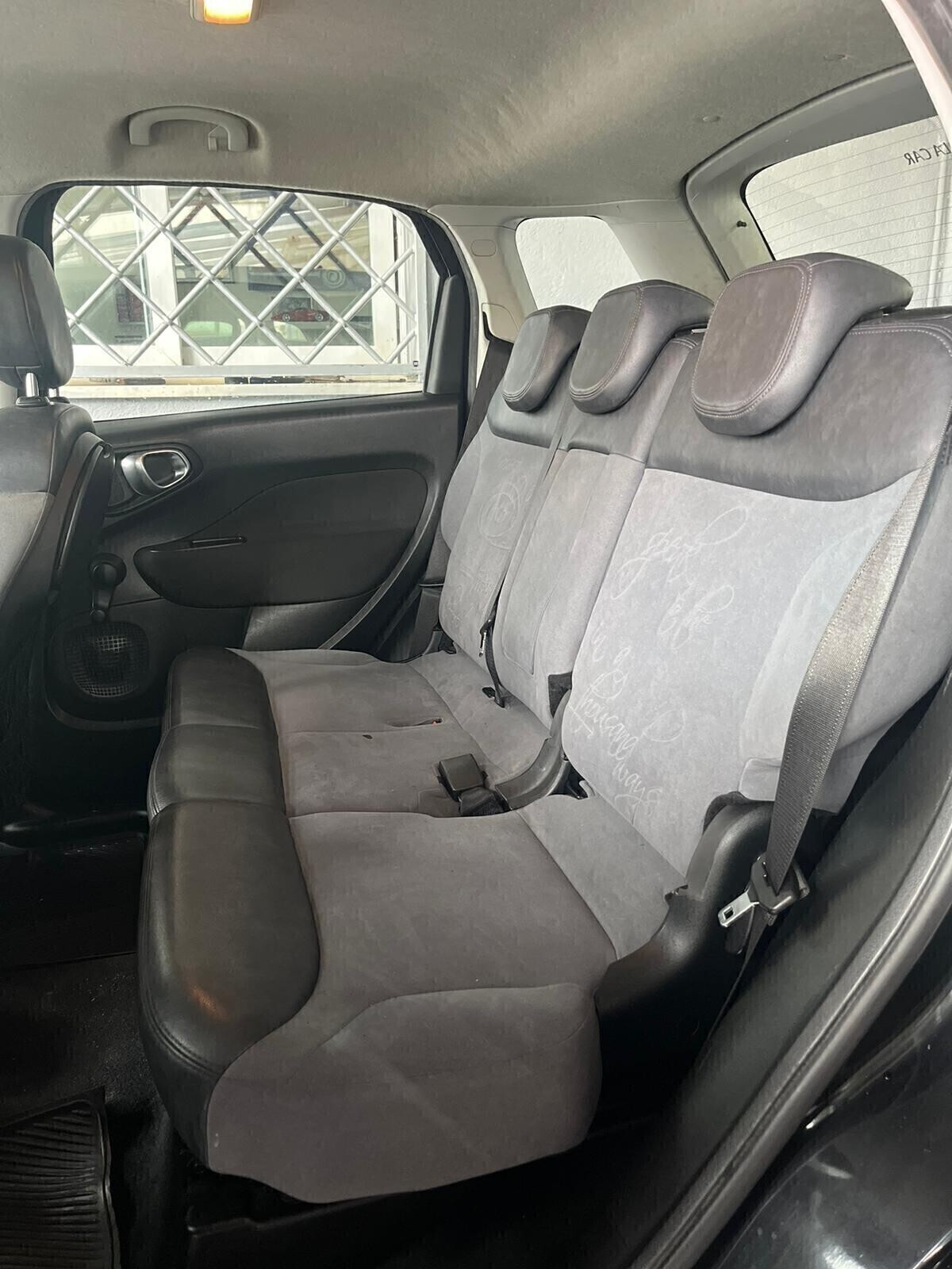 Fiat  500L 1.6 Multijet 105 CV Lounge - Immagine 12