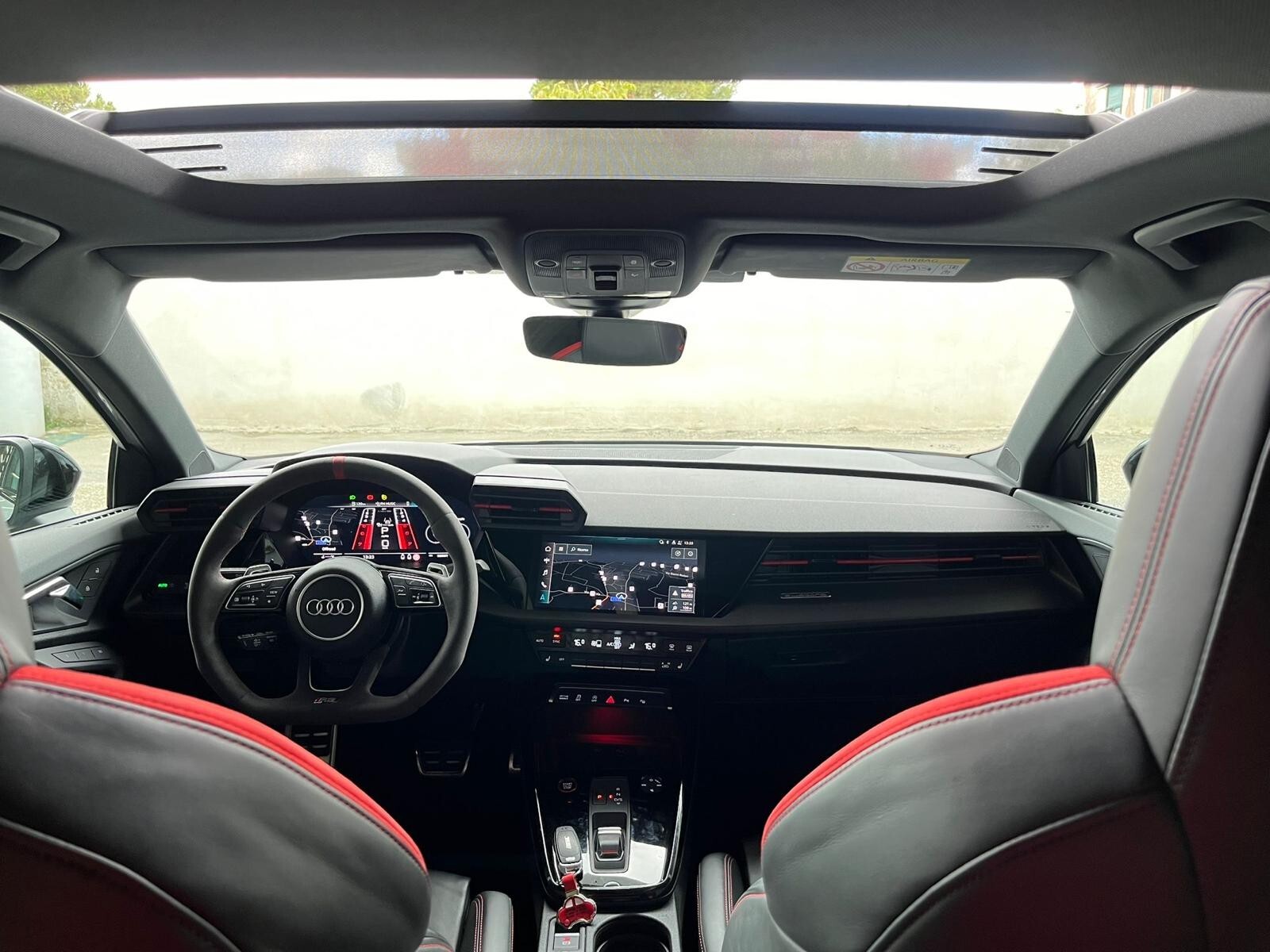 Audi A3 RS 3 SPB TFSI quattro S tronic - Immagine 17