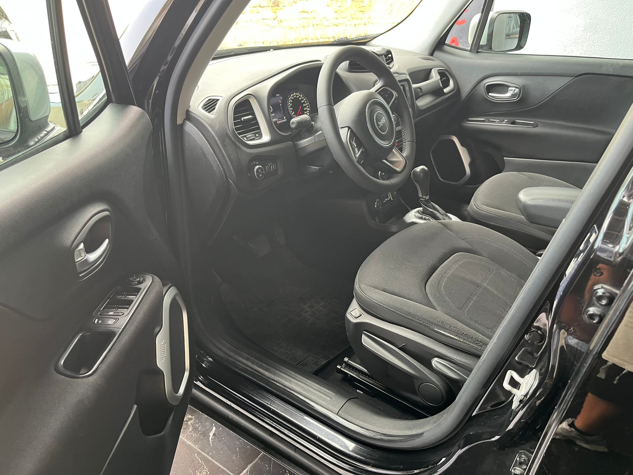 Jeep Renegade Limited 4X4 - Immagine 12