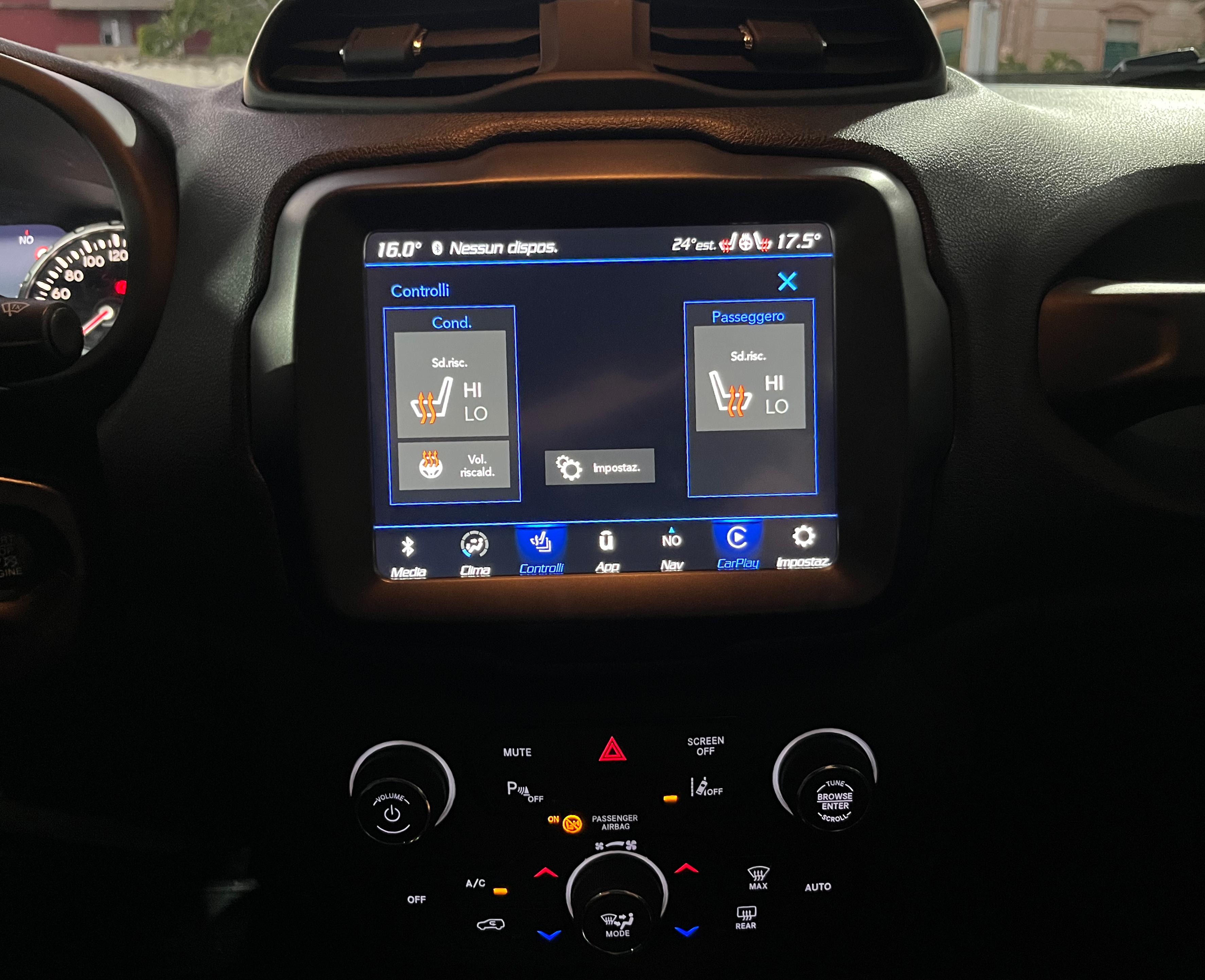 Jeep Renegade 1.6 diesel Black Line - Immagine 14