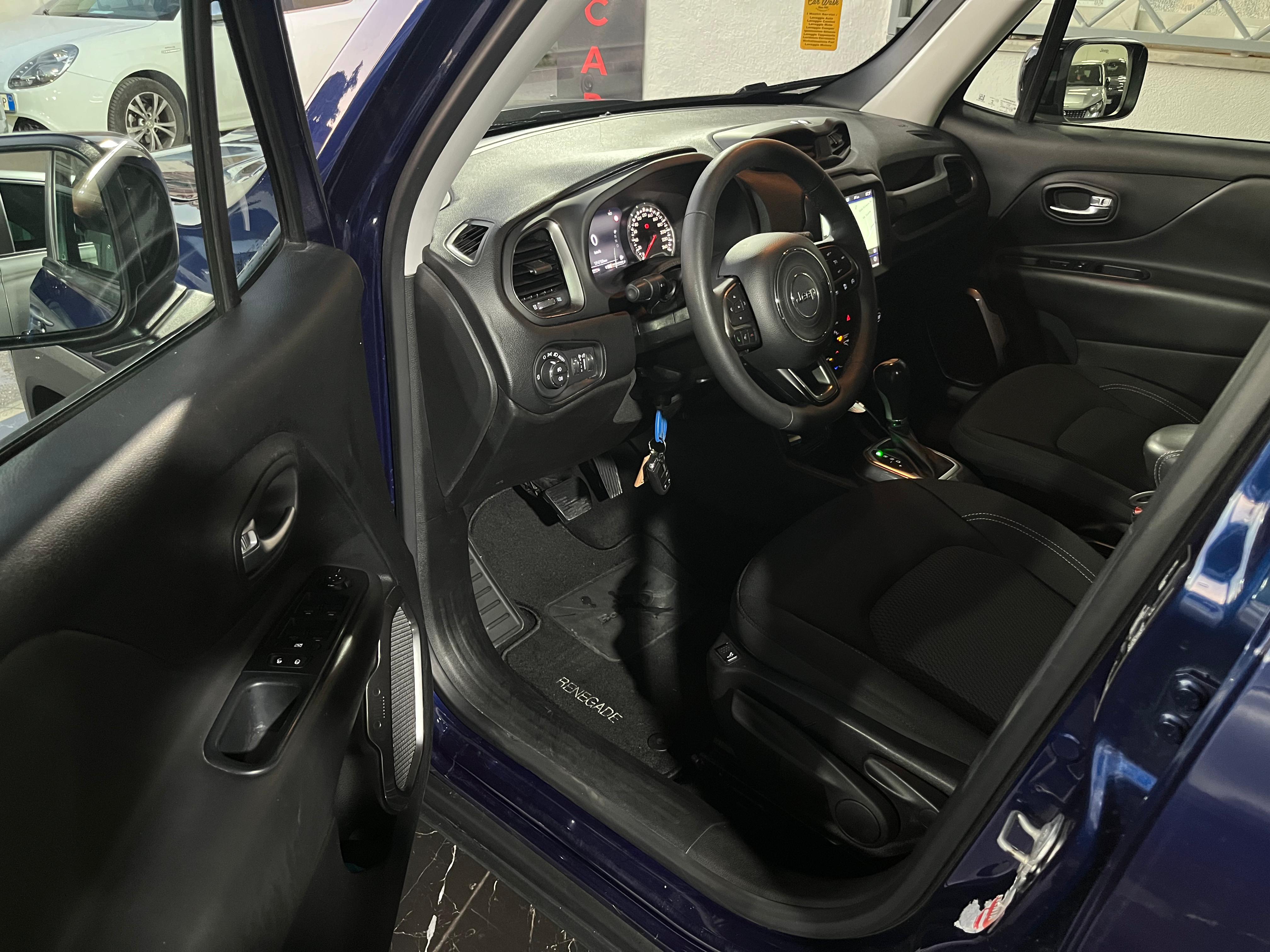 Jeep Renegade 1.6 diesel Black Line - Immagine 22