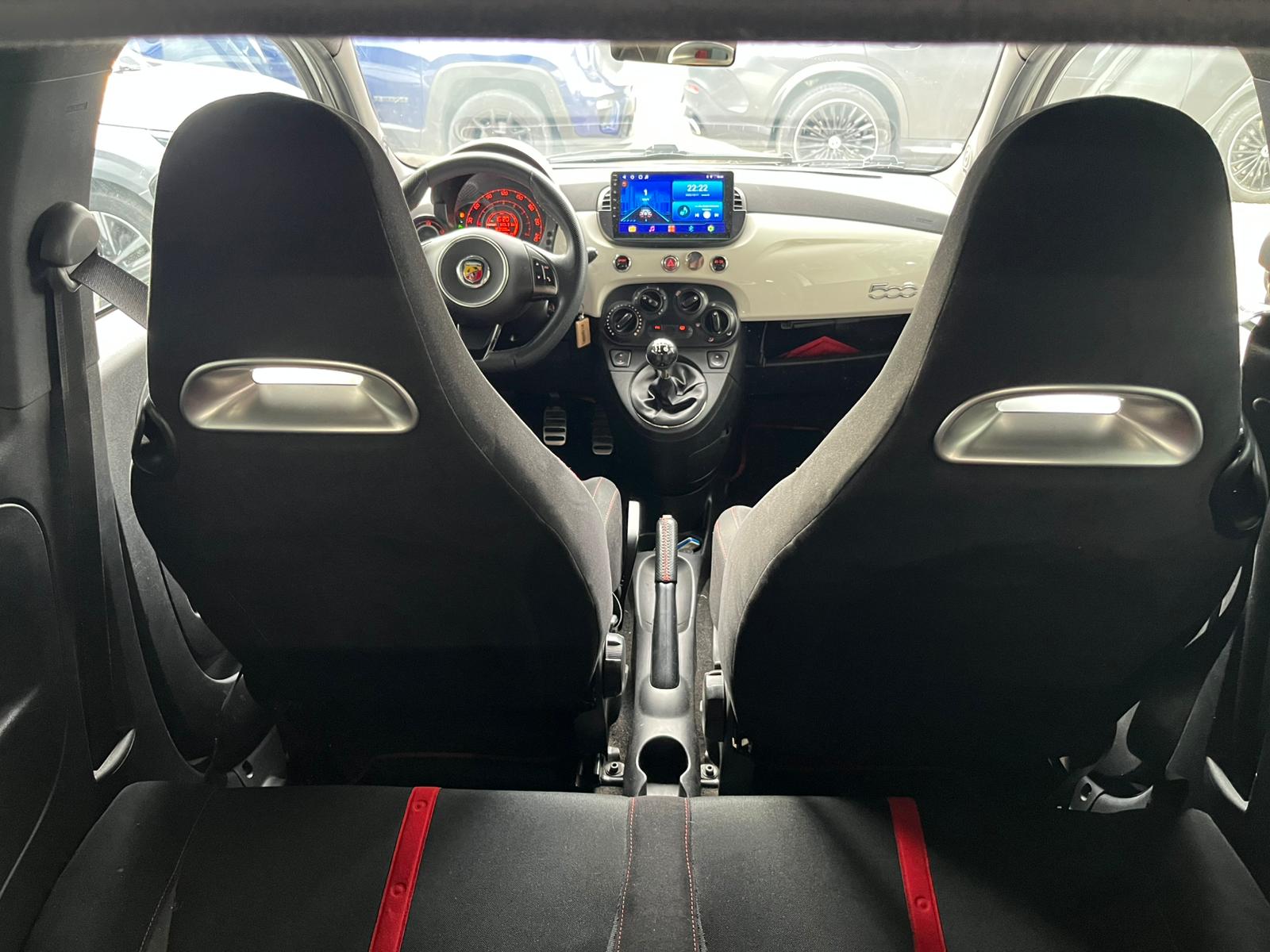 Fiat 500 Abarth 1.4 Turbo 140 CV - Immagine 19