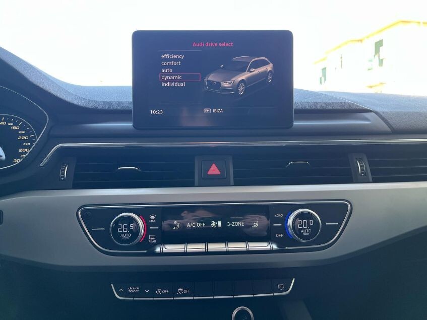 Audi A4 2.0 TDI 190 CV ultra S tronic - Immagine 18