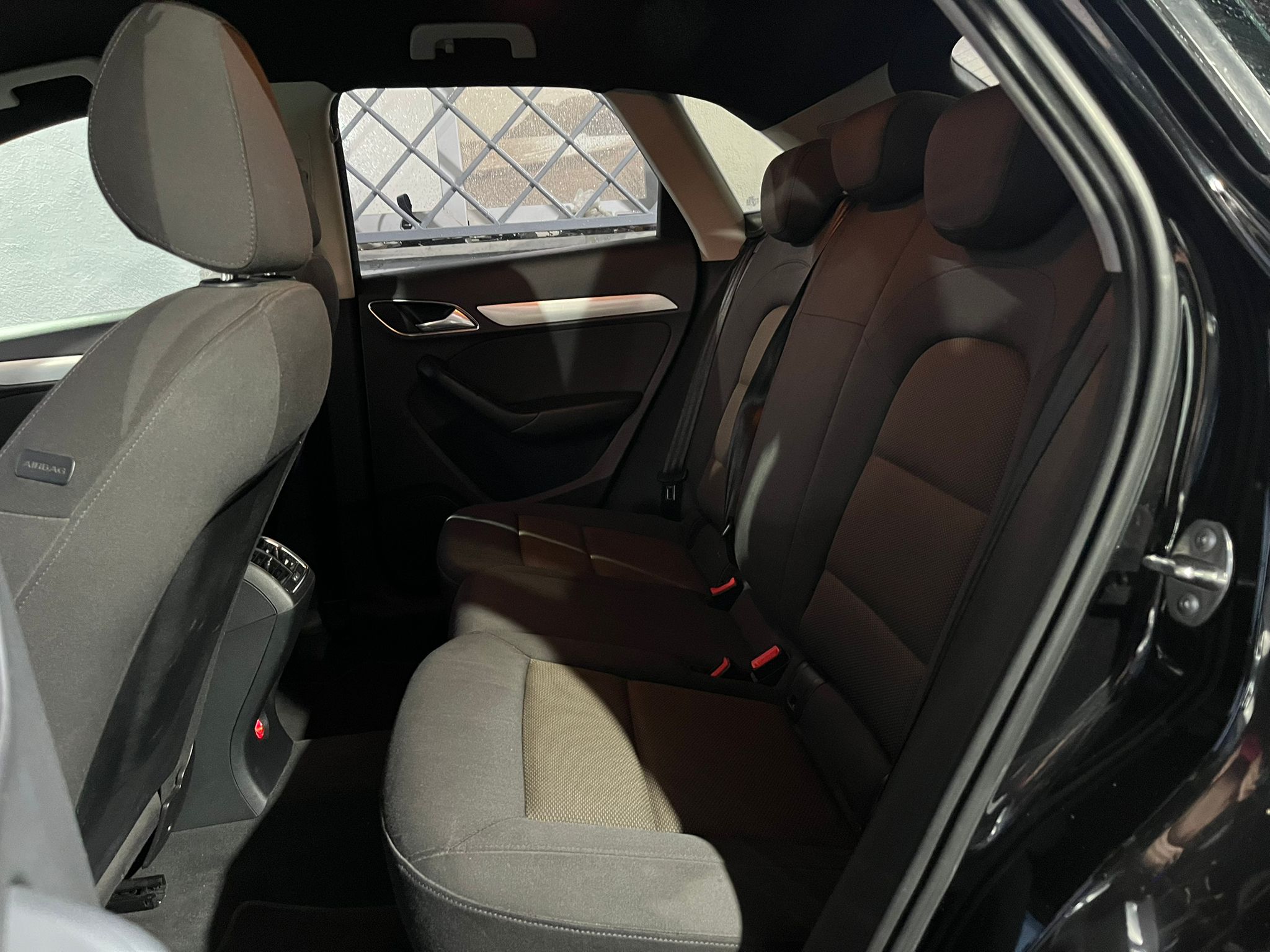 Audi Q3 2.0 TDI S-Line - Immagine 11