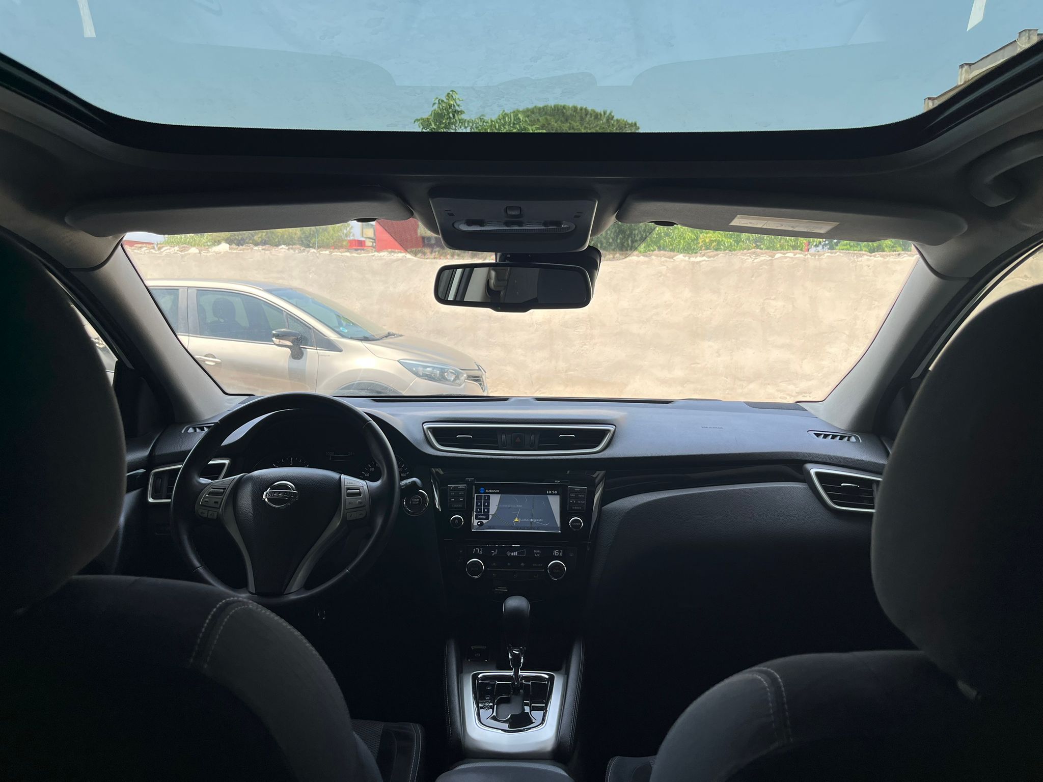 Nissan Qashqai 2.0 dci Tekna dpf FL - Immagine 11