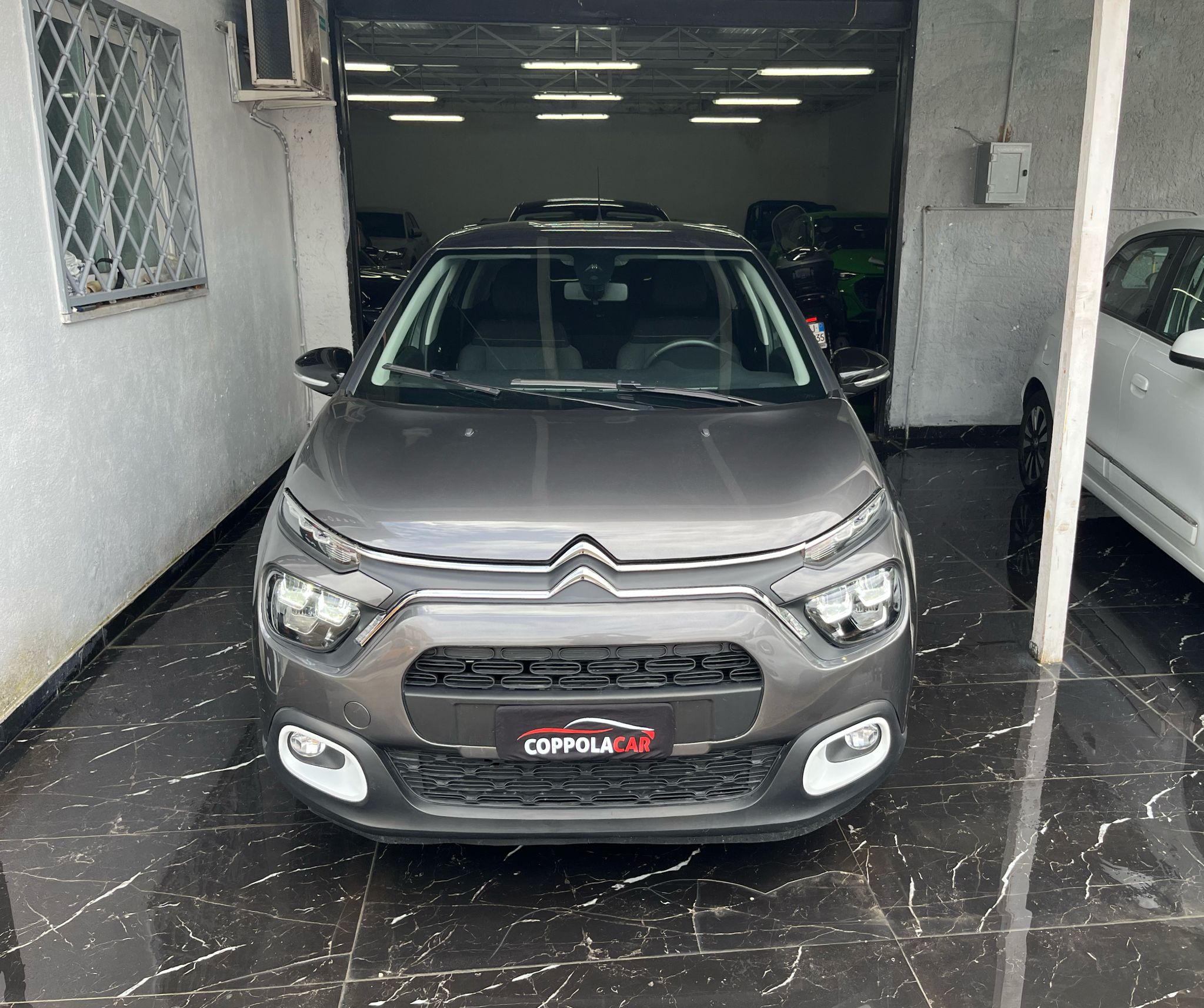 Citroën C3 PureTech 83 S&S Shine - Immagine 2