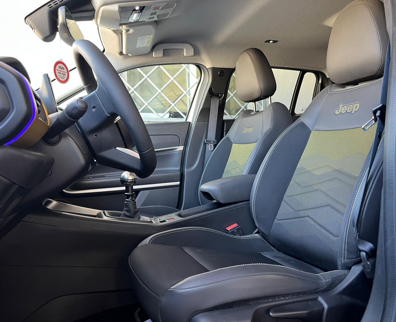 Jeep Avenger 1.2 turbo Summit fwd 100cv - Immagine 7