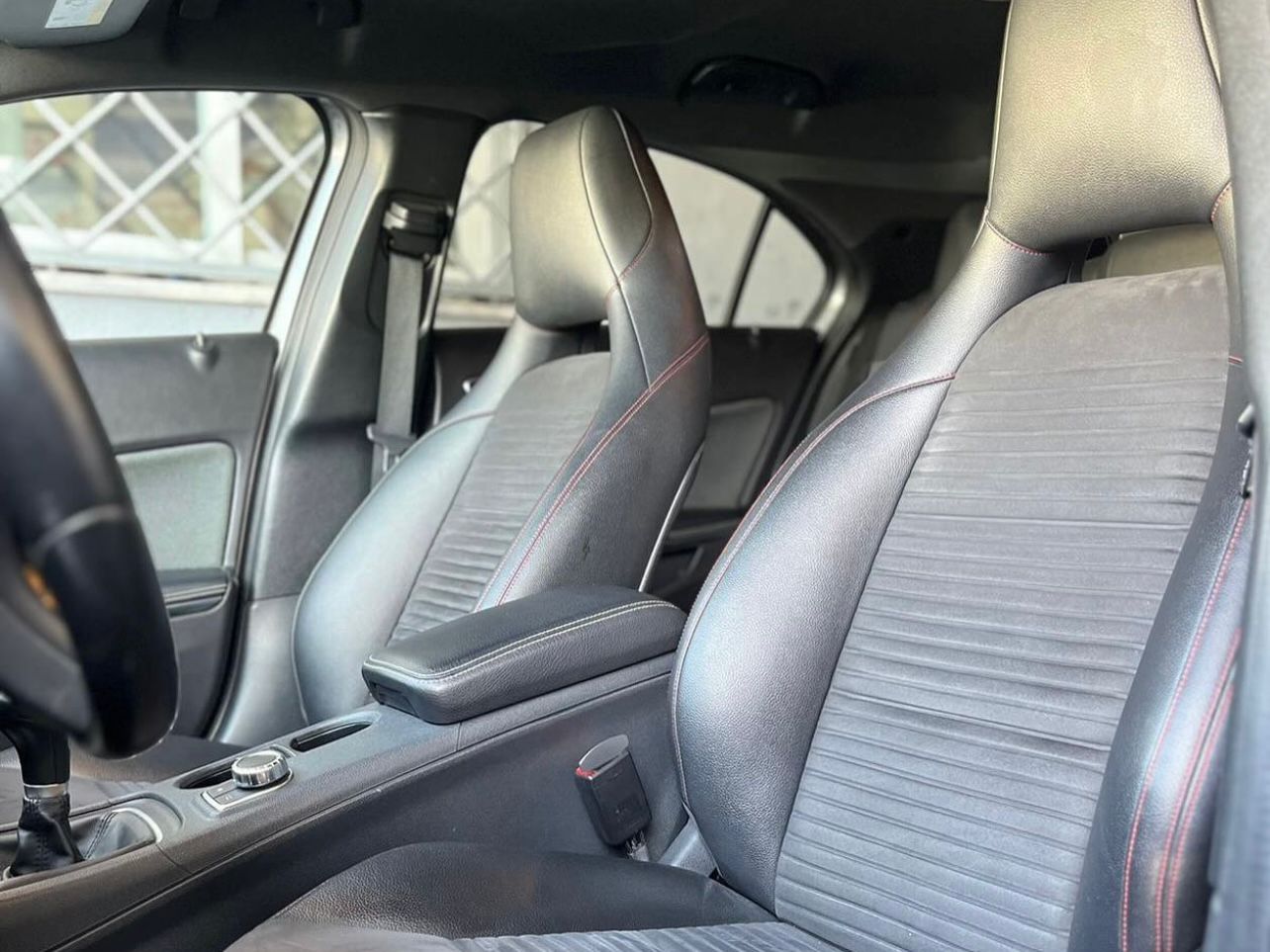 Mercedes-Benz  A 180  d Premium my16 - Immagine 8