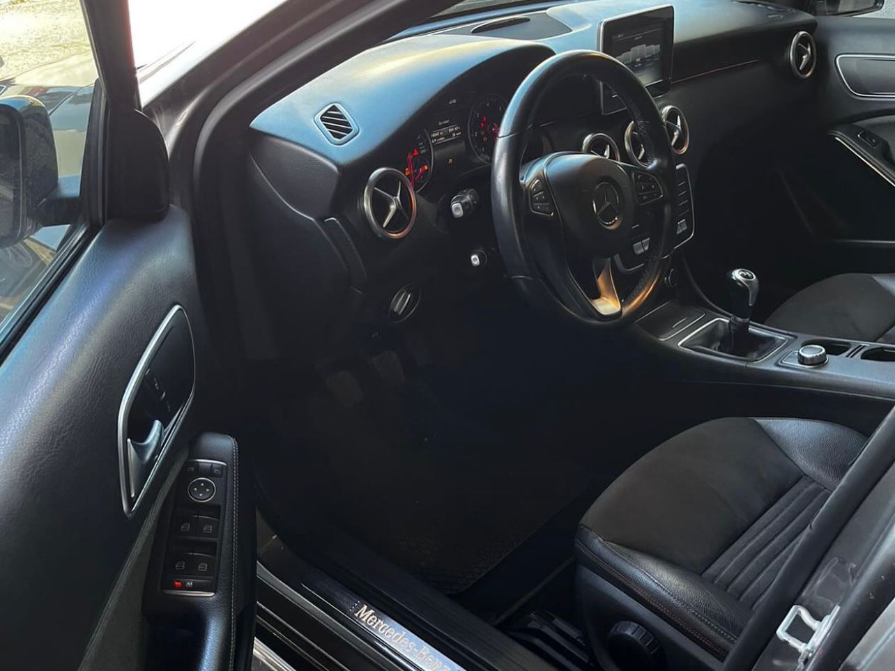 Mercedes-Benz  A 180  d Premium my16 - Immagine 10