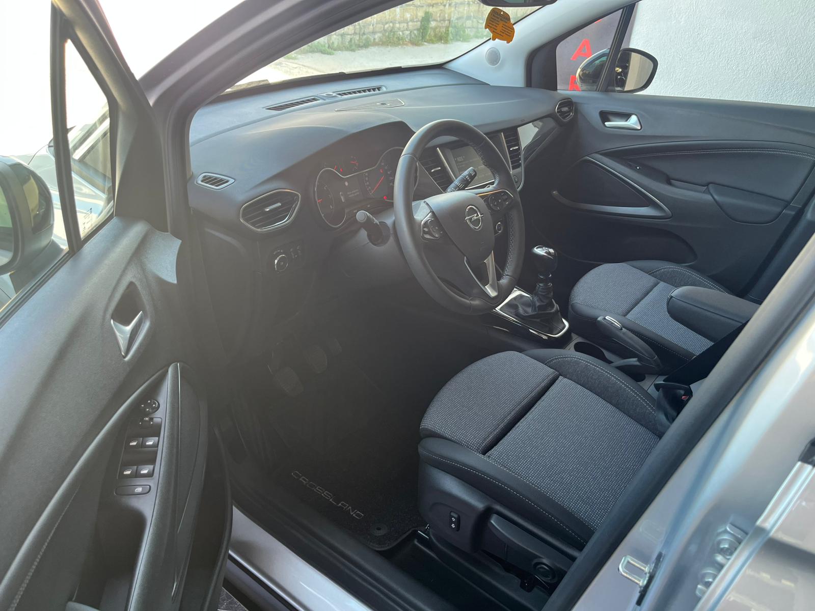 Opel Crossland 1.2 Design - Immagine 9