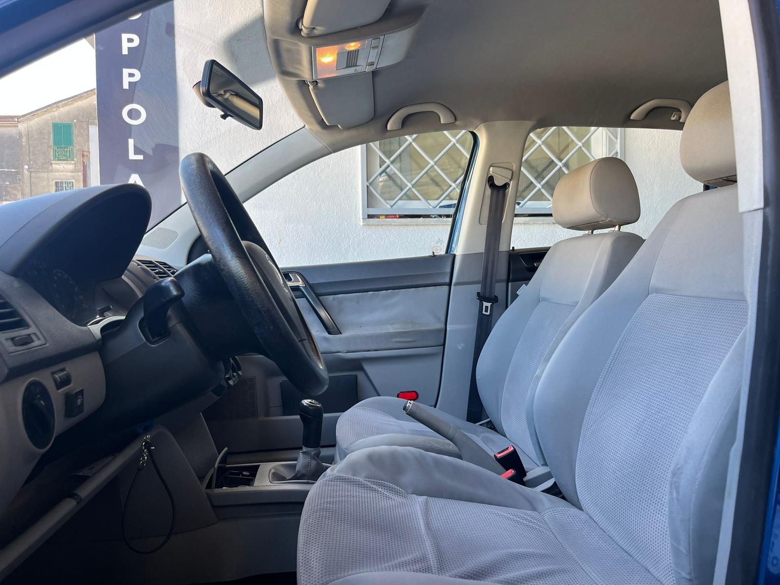 Volkswagen Polo  IV 2008 3p 1.4 Sportline 80cv - Immagine 13