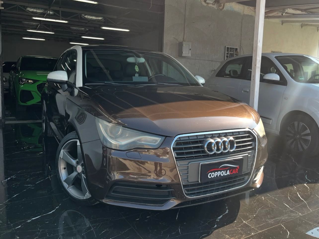Audi a1 2012 3p 1.6 tdi Attraction c/clima 105cv - Immagine 4
