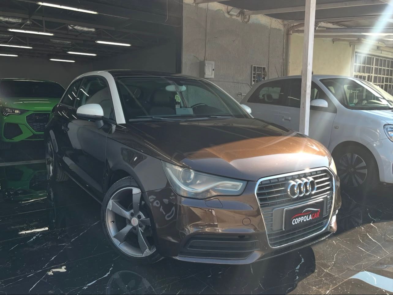 Audi a1 2012 3p 1.6 tdi Attraction c/clima 105cv - Immagine 5