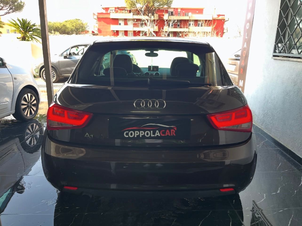 Audi a1 2012 3p 1.6 tdi Attraction c/clima 105cv - Immagine 6