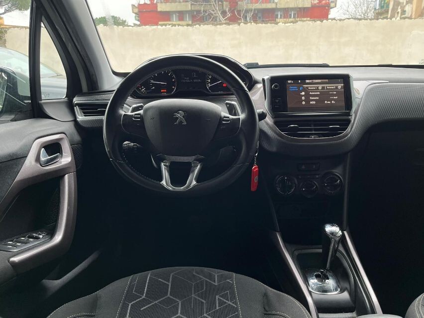 Peugeot 2008  1.6 e-hdi 8v Active s - Immagine 10