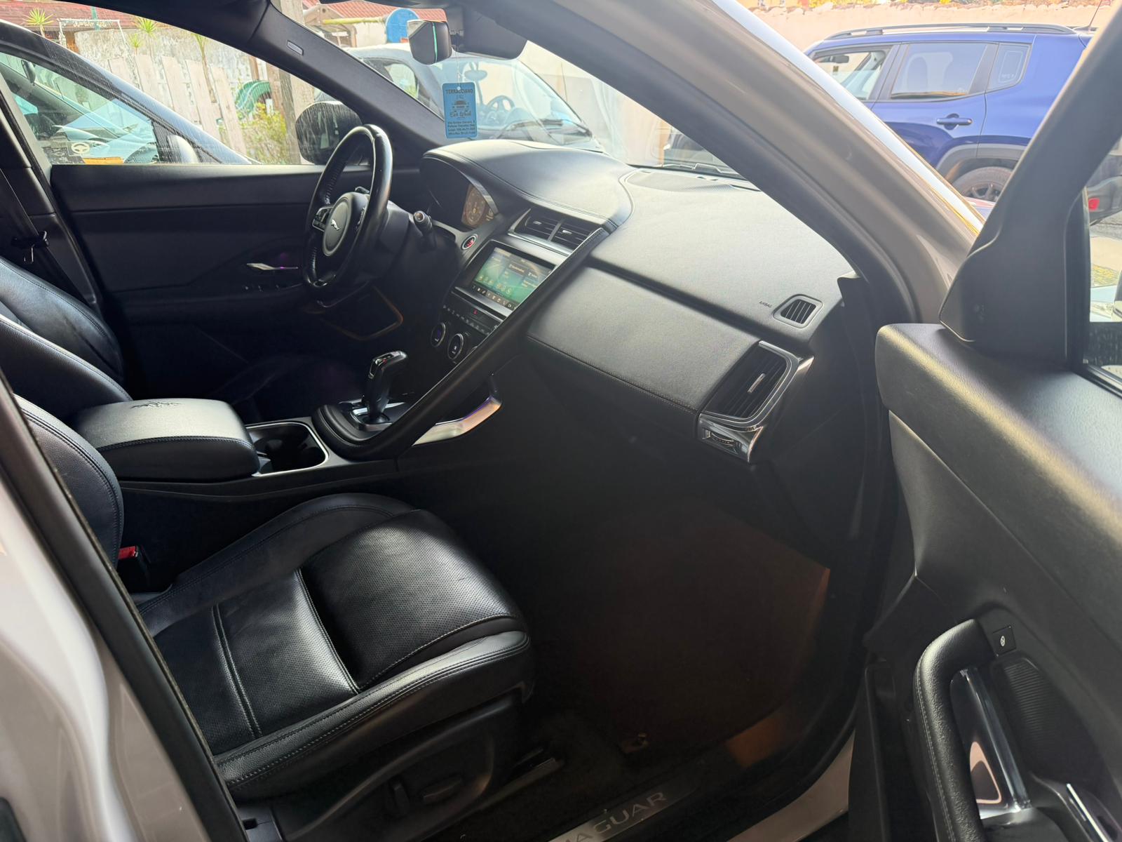 Jaguar E-Pace E-Pace 2.0D 150 CV S - Immagine 15