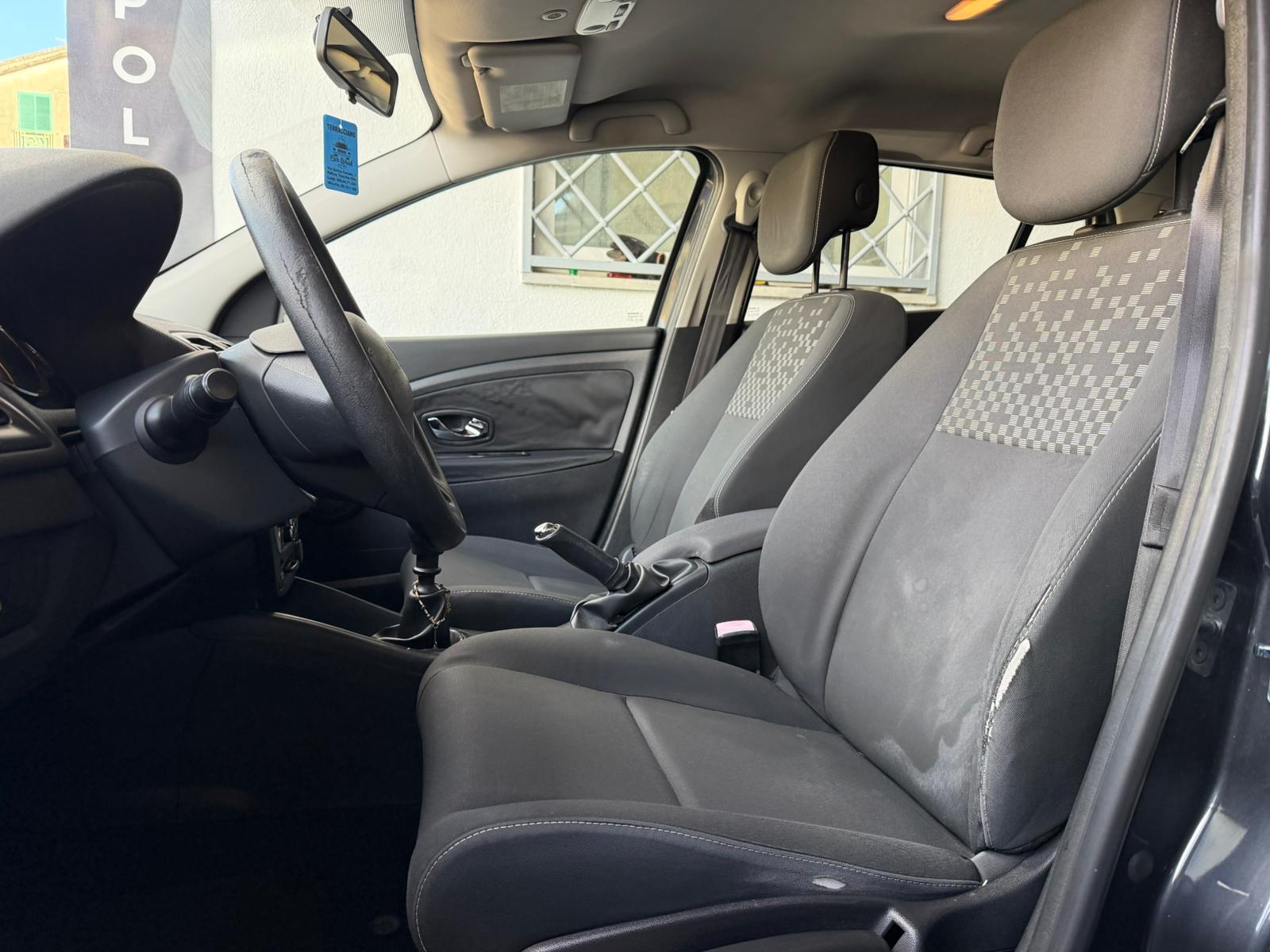 Renault Megane  ì SW 1.6  Gpl - Immagine 8