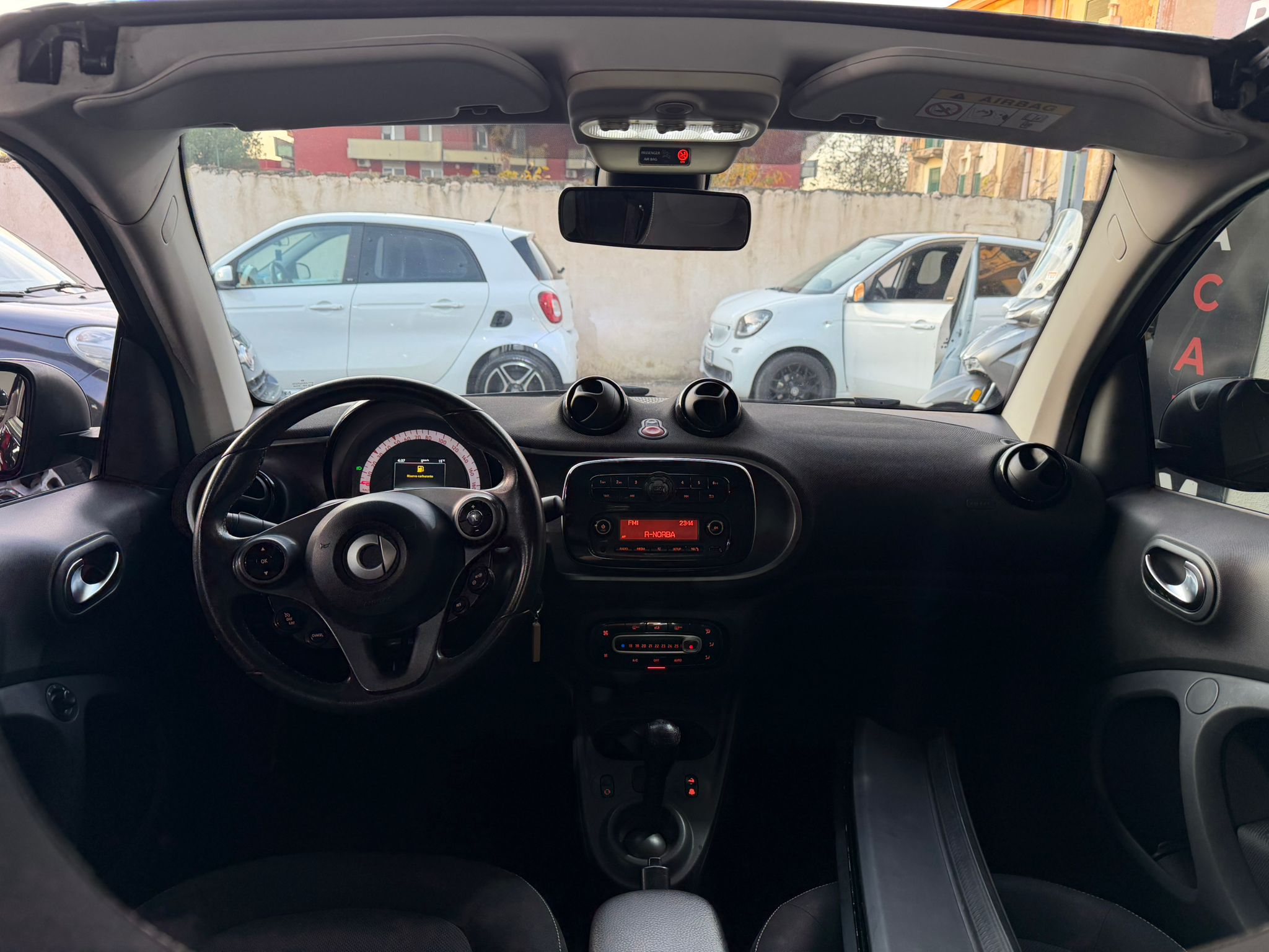 Smart ForTwo fortwo 70 1.0 twinamic cabrio Passion - Immagine 9