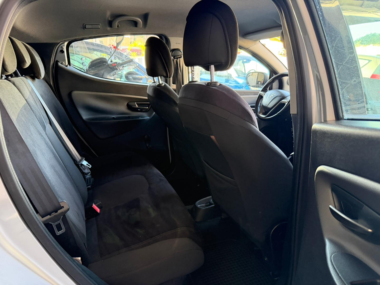 Lancia Ypsilon   1.2 Silver ecochic Gpl - Immagine 5