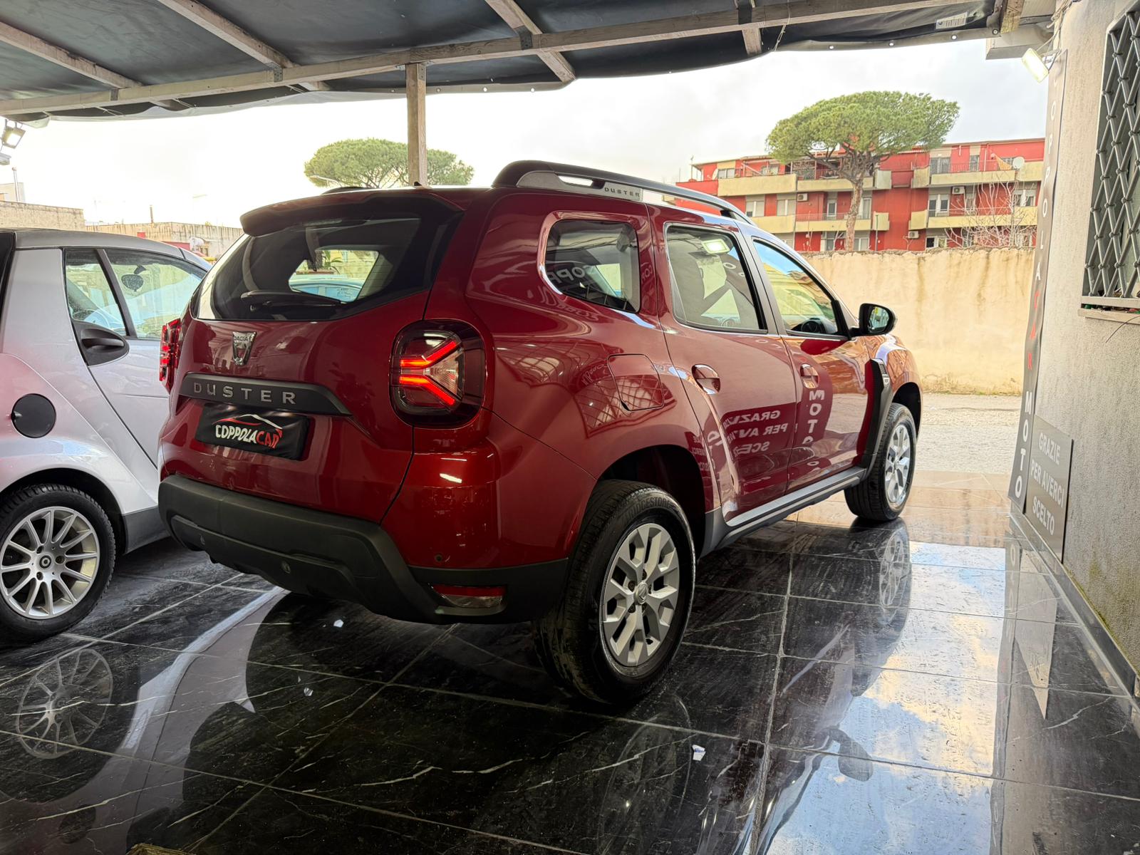 Dacia Duster 1.0 TCe GPL 4X4 Expression - Immagine 9