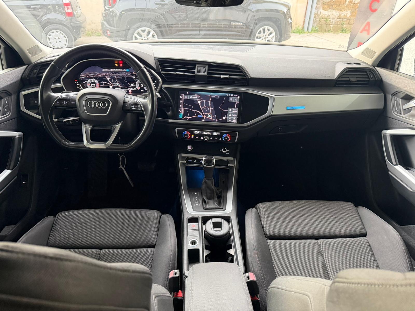 Audi Q3 Q3 SPB 35 TDI S tronic - Immagine 6