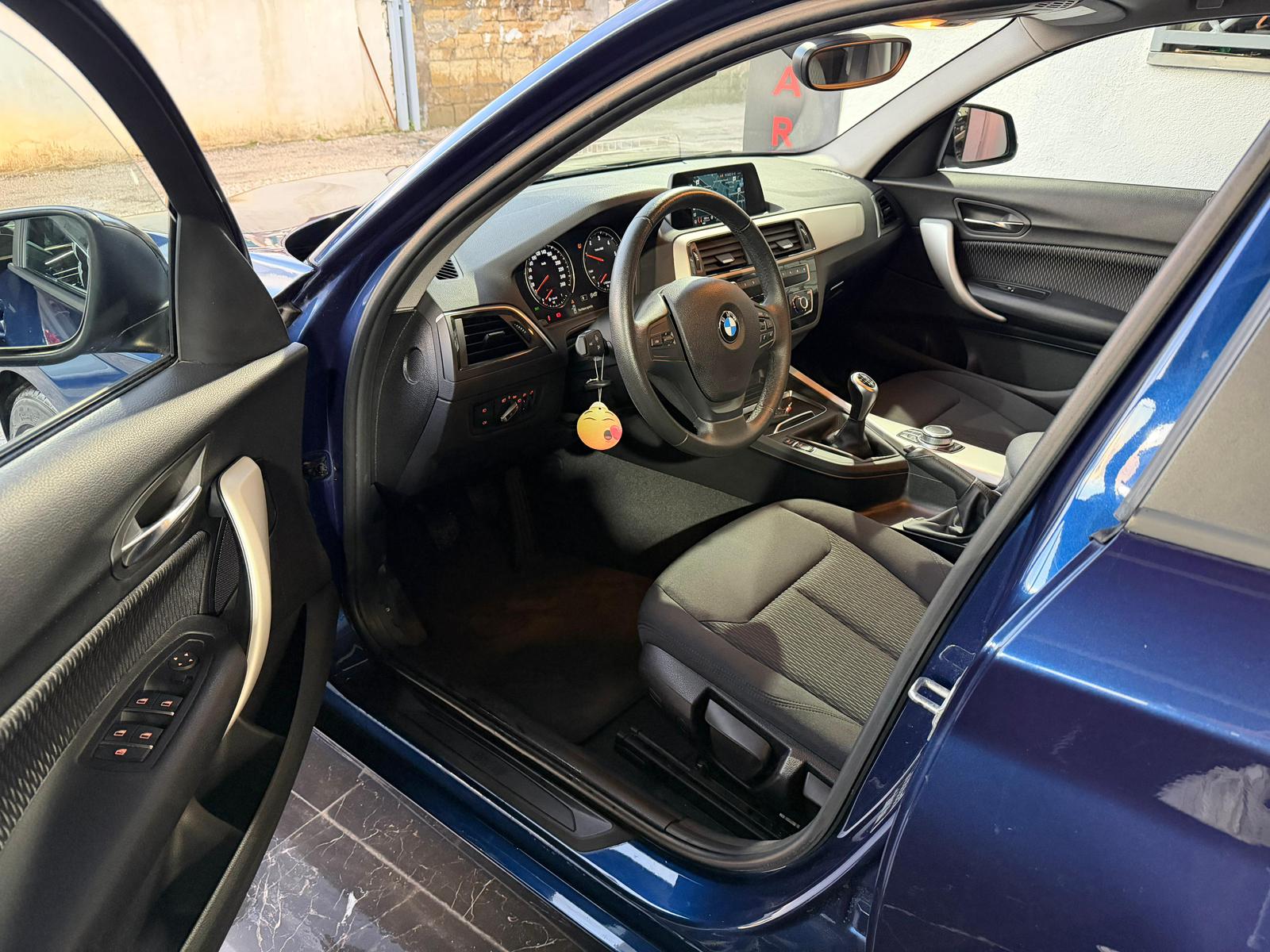 BMW 118 118d 5p. Sport - Immagine 3