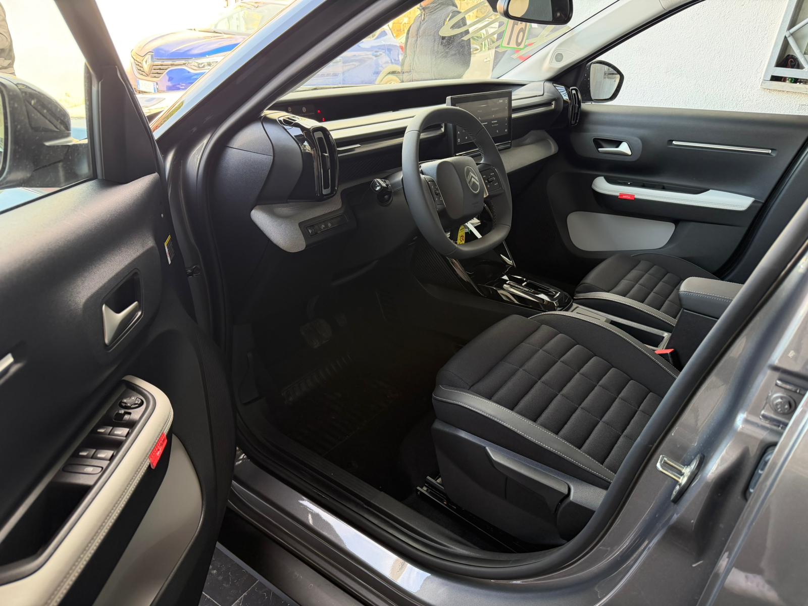 Citroën C3 1.2 Hybrid 145cv e-DCS6 Max - Immagine 15