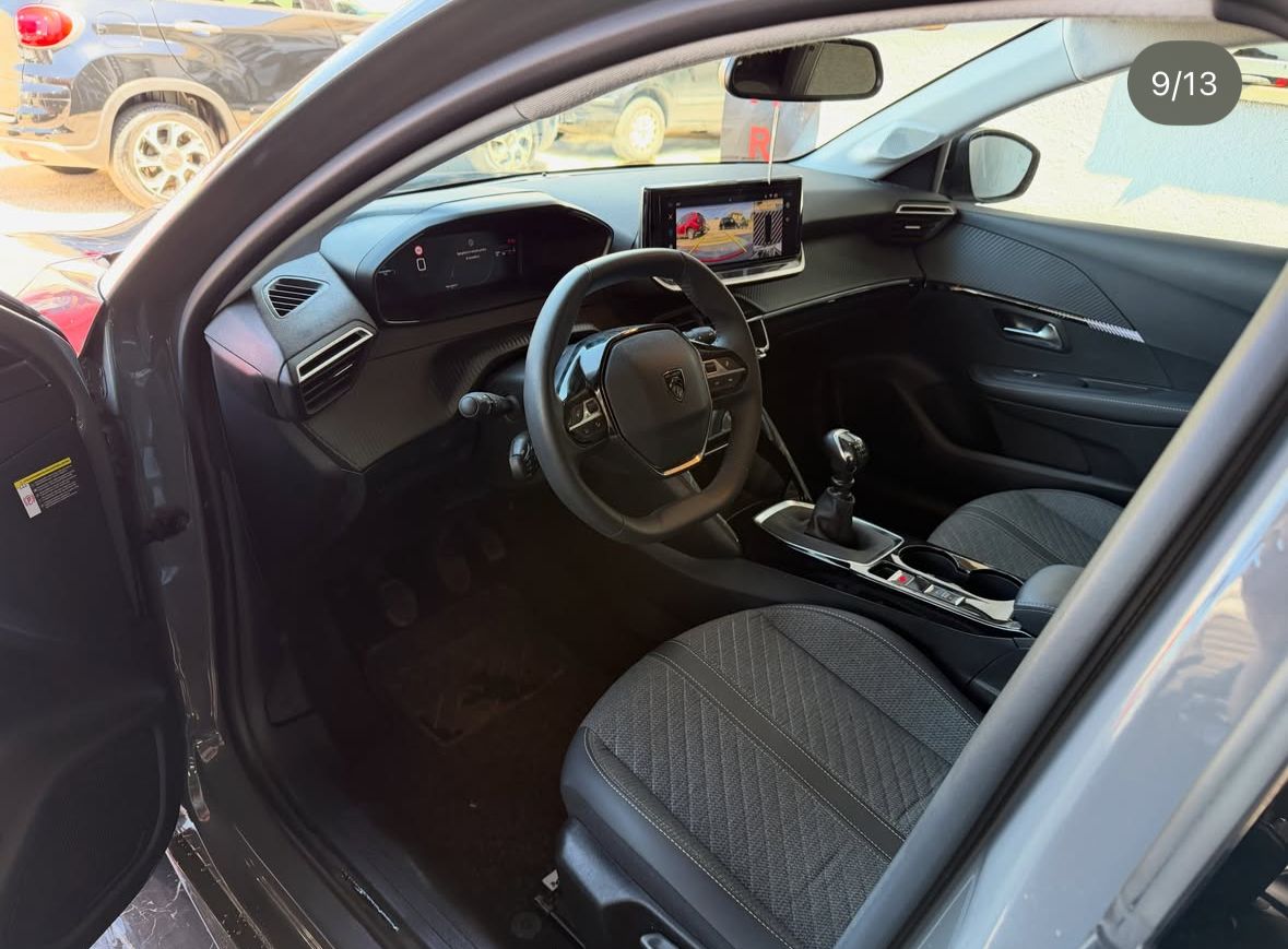 Peugeot 208  1.2 Allure Pack - Immagine 9