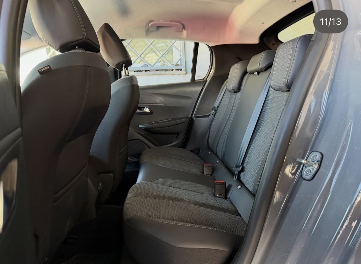 Peugeot 208  1.2 Allure Pack - Immagine 13