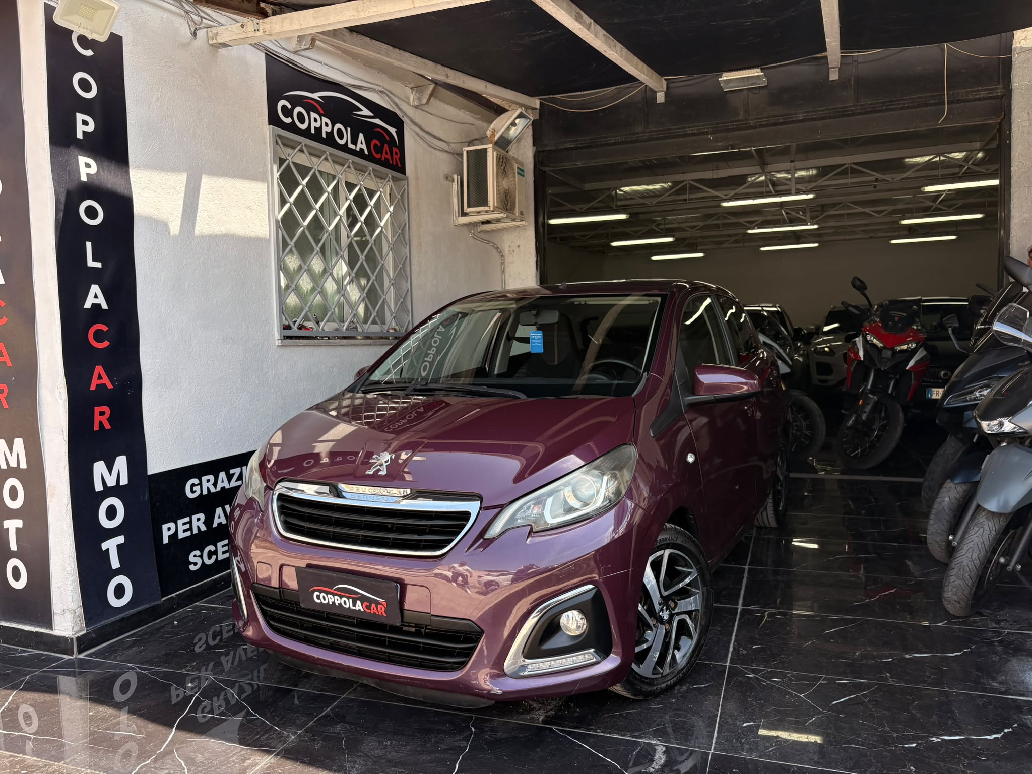 Peugeot 108 VTi 68 5 porte Allure - Immagine 2
