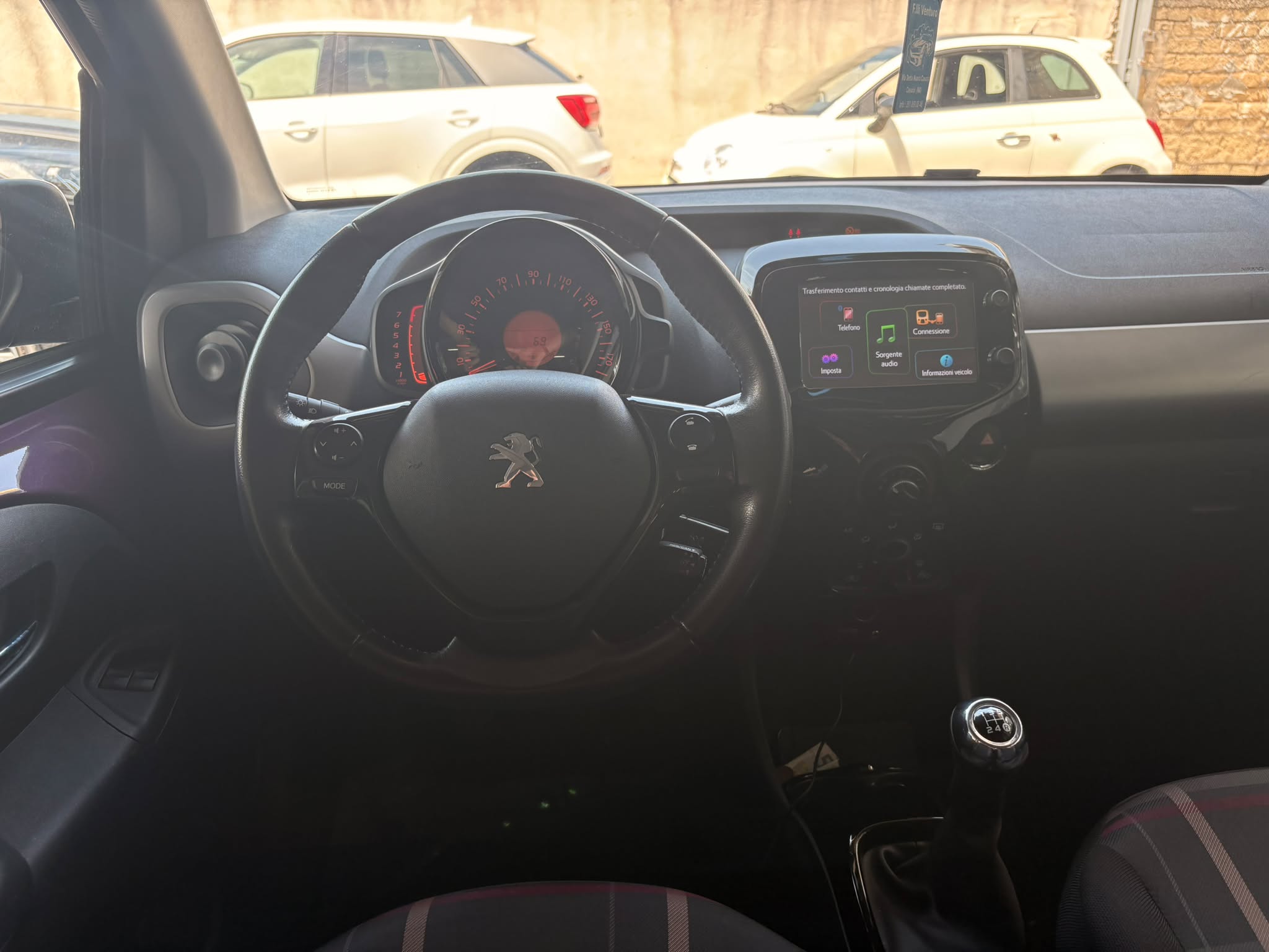 Peugeot 108 VTi 68 5 porte Allure - Immagine 14
