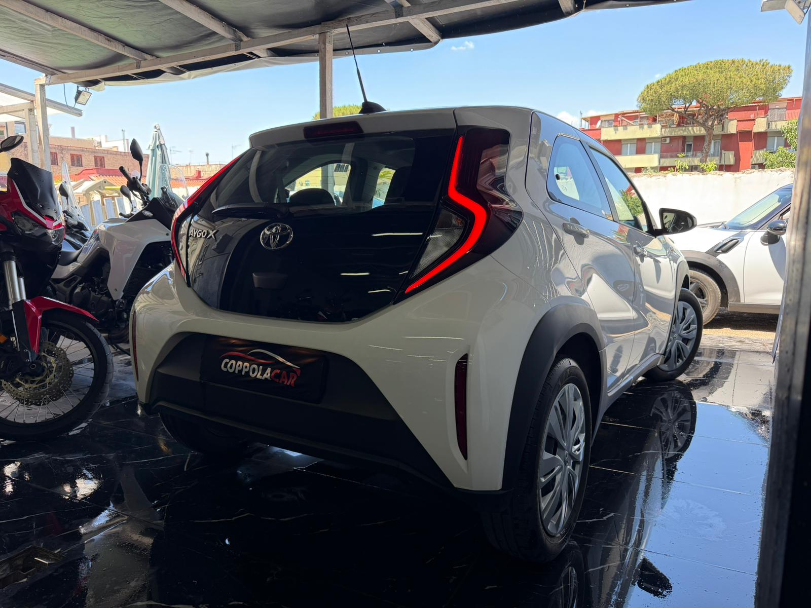 Toyota Aygo X  1.0 VVT-i 72 Cv % Porte Active - Immagine 9