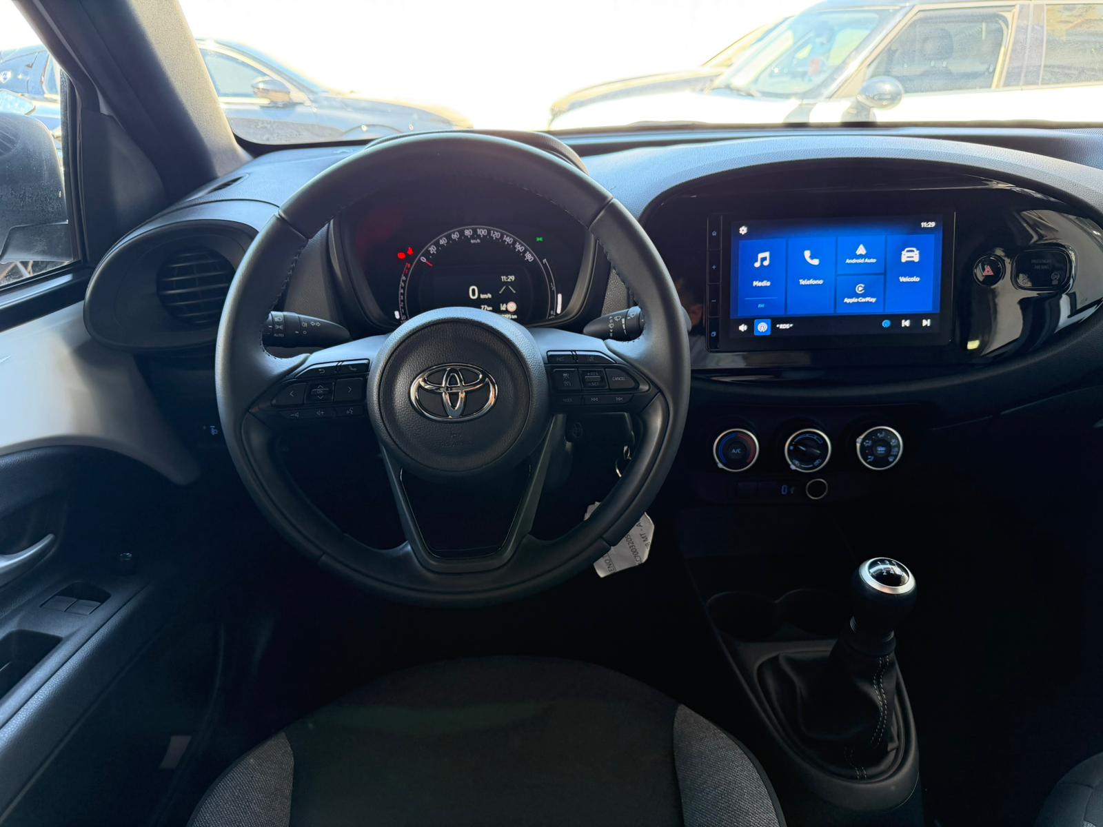 Toyota Aygo X  1.0 VVT-i 72 Cv % Porte Active - Immagine 14