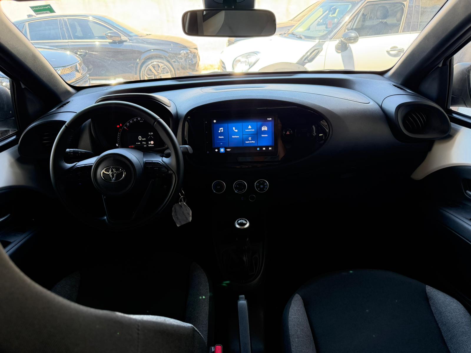 Toyota Aygo X  1.0 VVT-i 72 Cv % Porte Active - Immagine 15