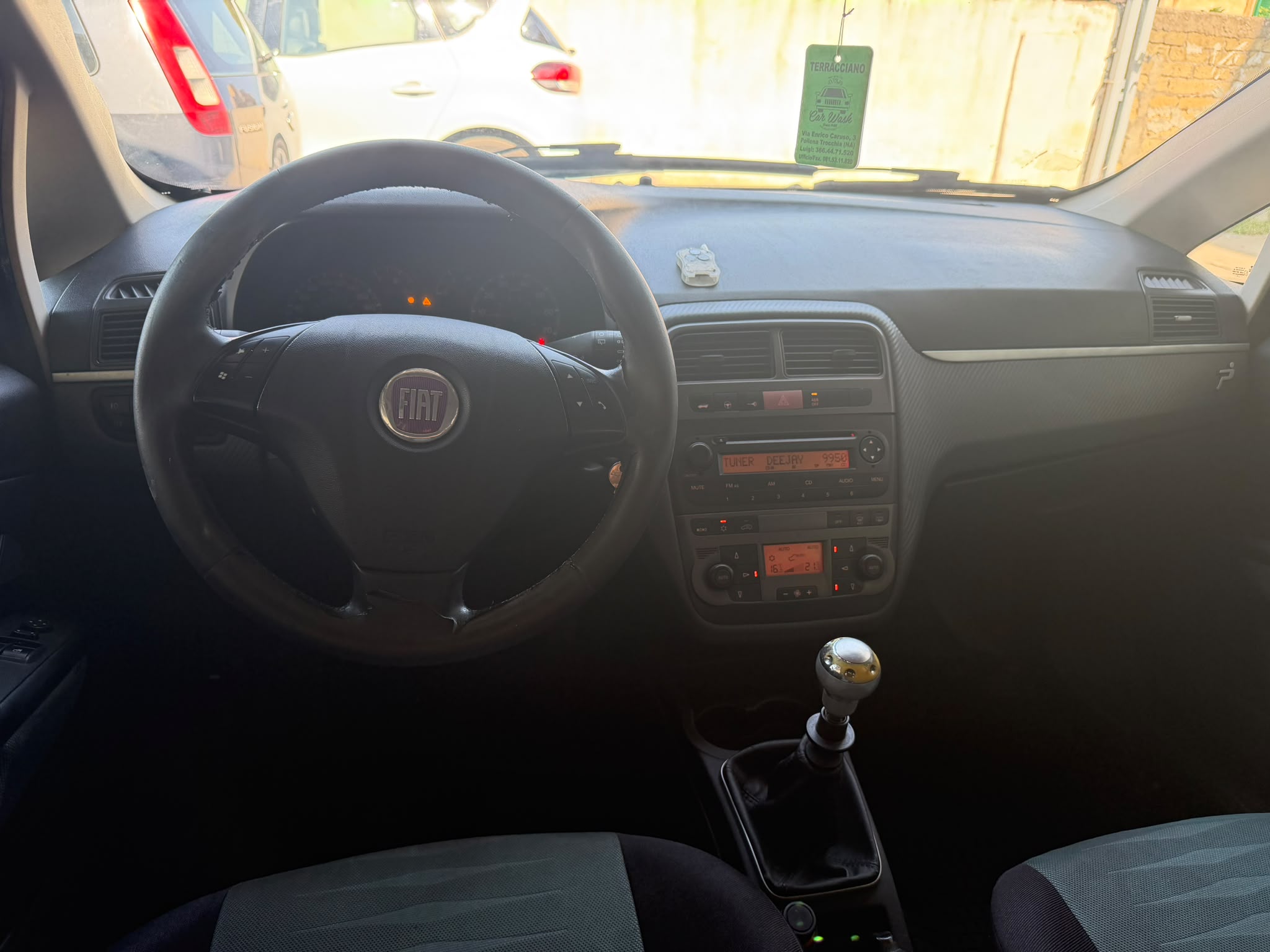 Fiat  Grande Punto 1.3 mjt - Immagine 6