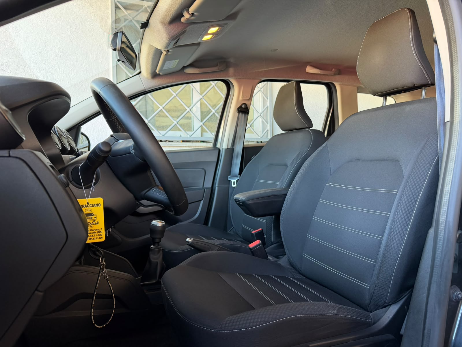 Dacia Duster   1.0 TCe GPL 4X4 Comfort - Immagine 11