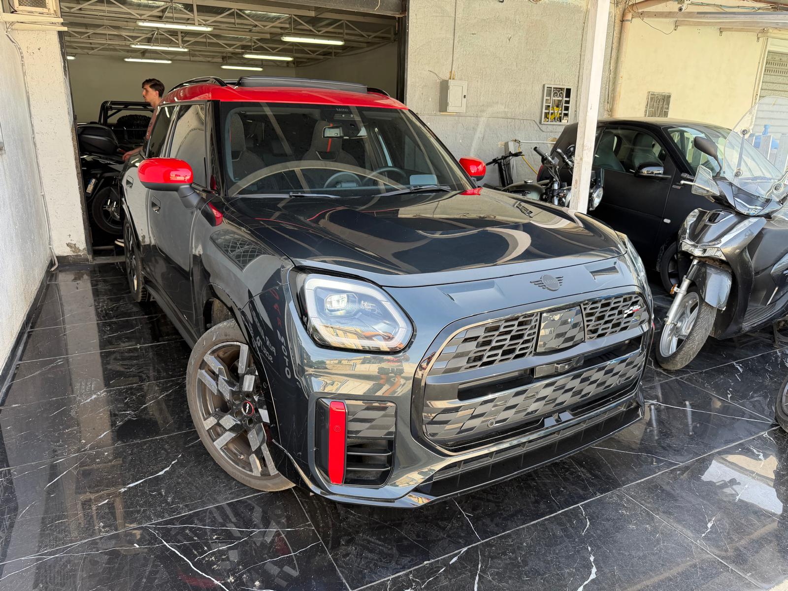 Mini COUNTRYMAN JOHN COOPER WORKS ALL4 - Immagine 2