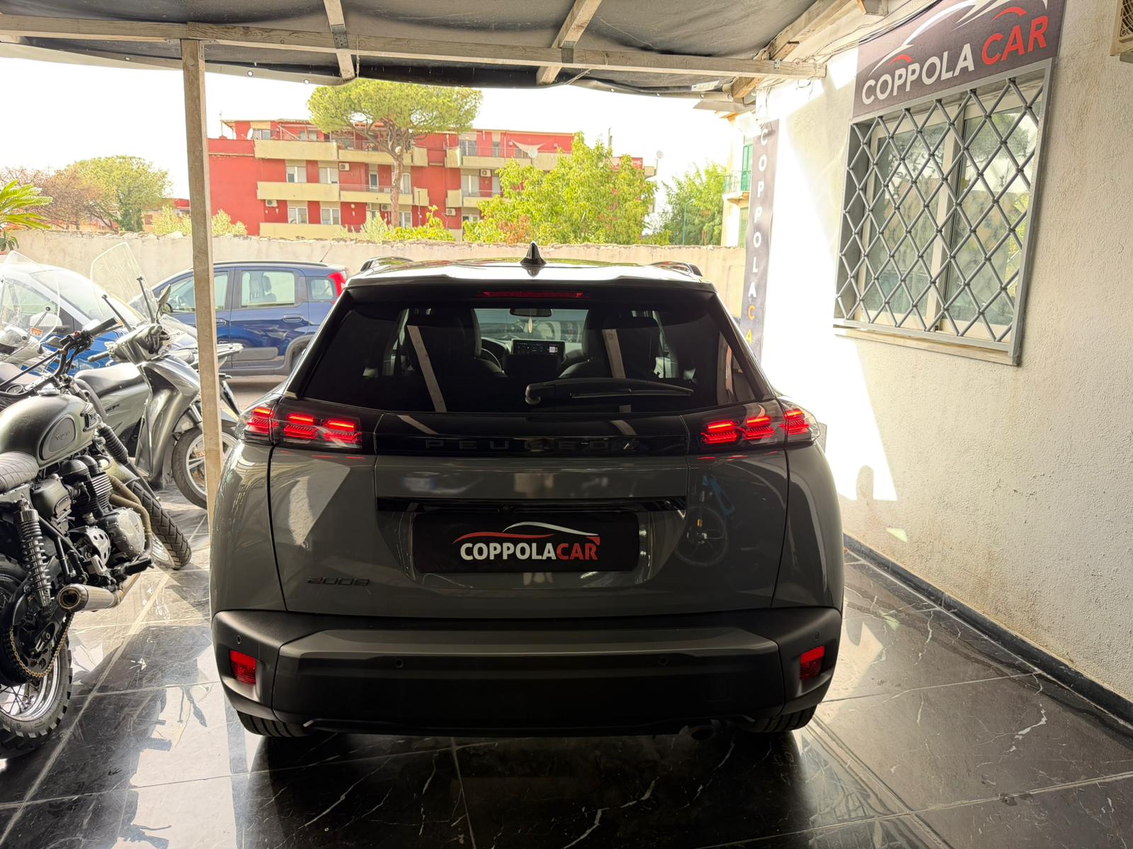 Peugeot  2008  BlueHDi 100 S&S EAT8 Allure - Immagine 5