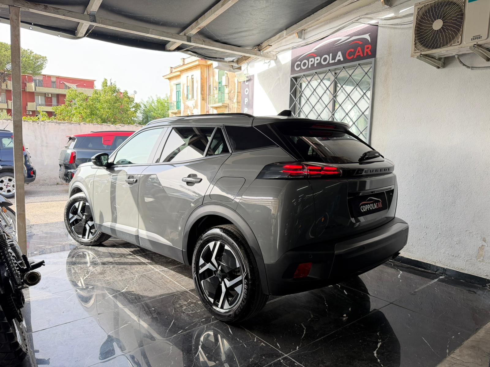 Peugeot  2008  BlueHDi 100 S&S EAT8 Allure - Immagine 6