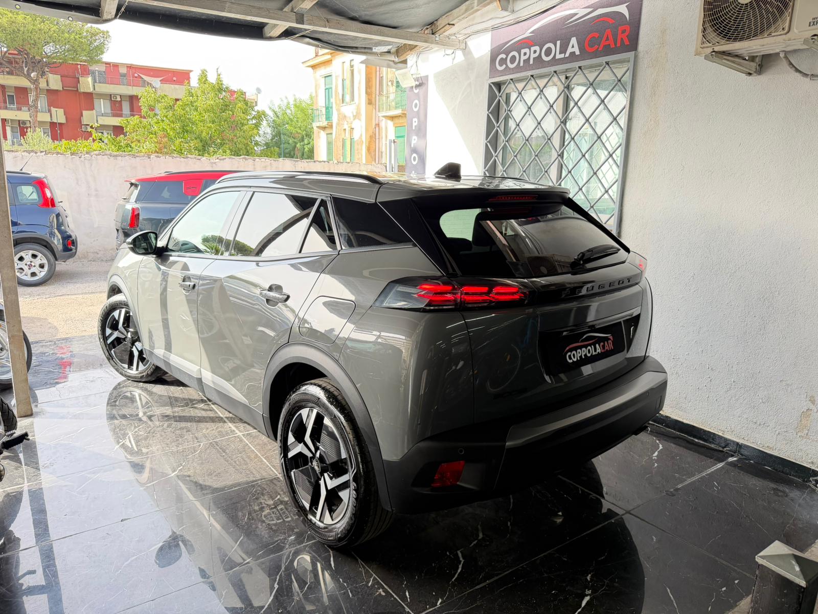 Peugeot  2008  BlueHDi 100 S&S EAT8 Allure - Immagine 14