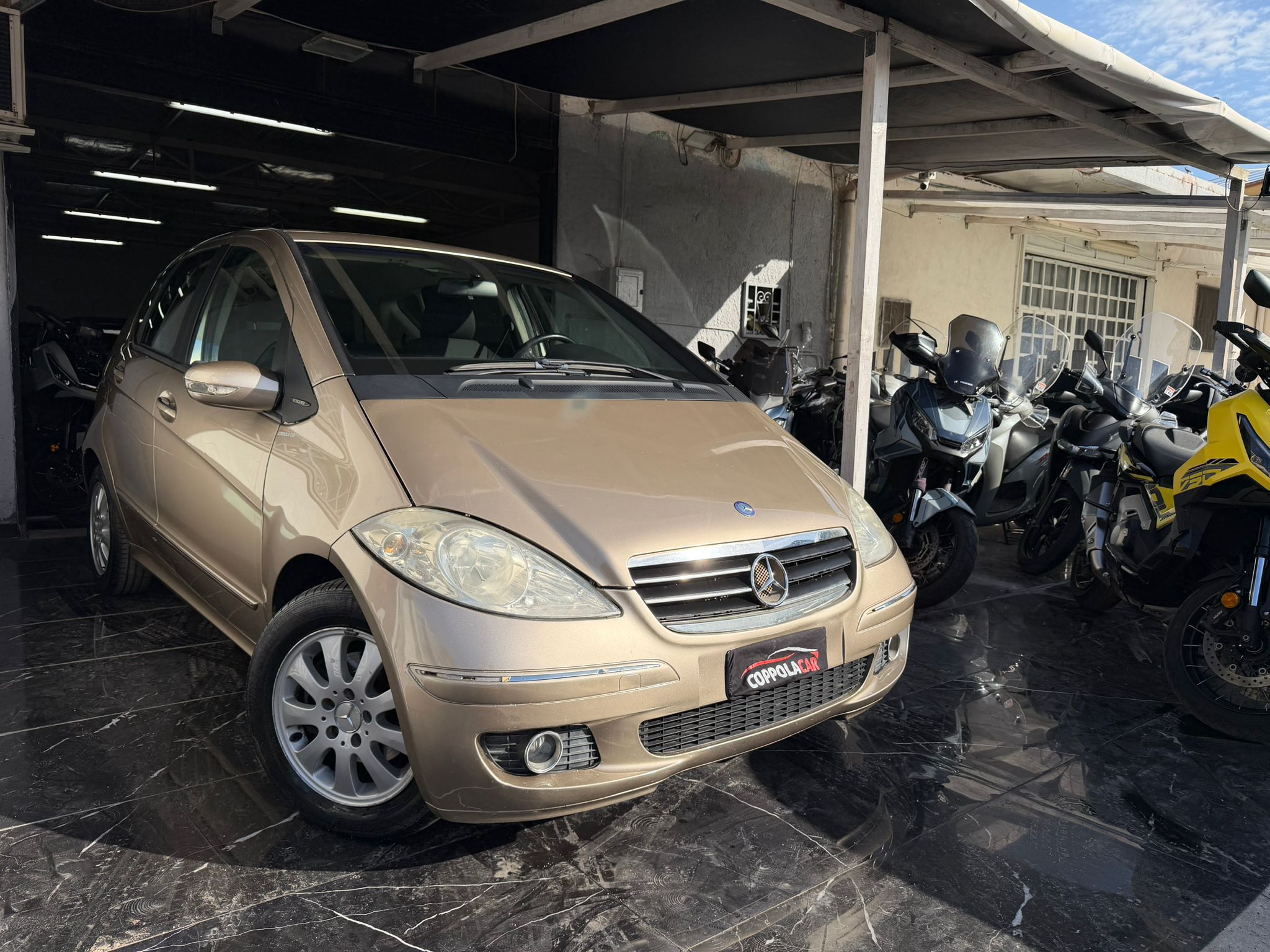 Mercedes-Benz A 180 Premium Plus - Immagine 8